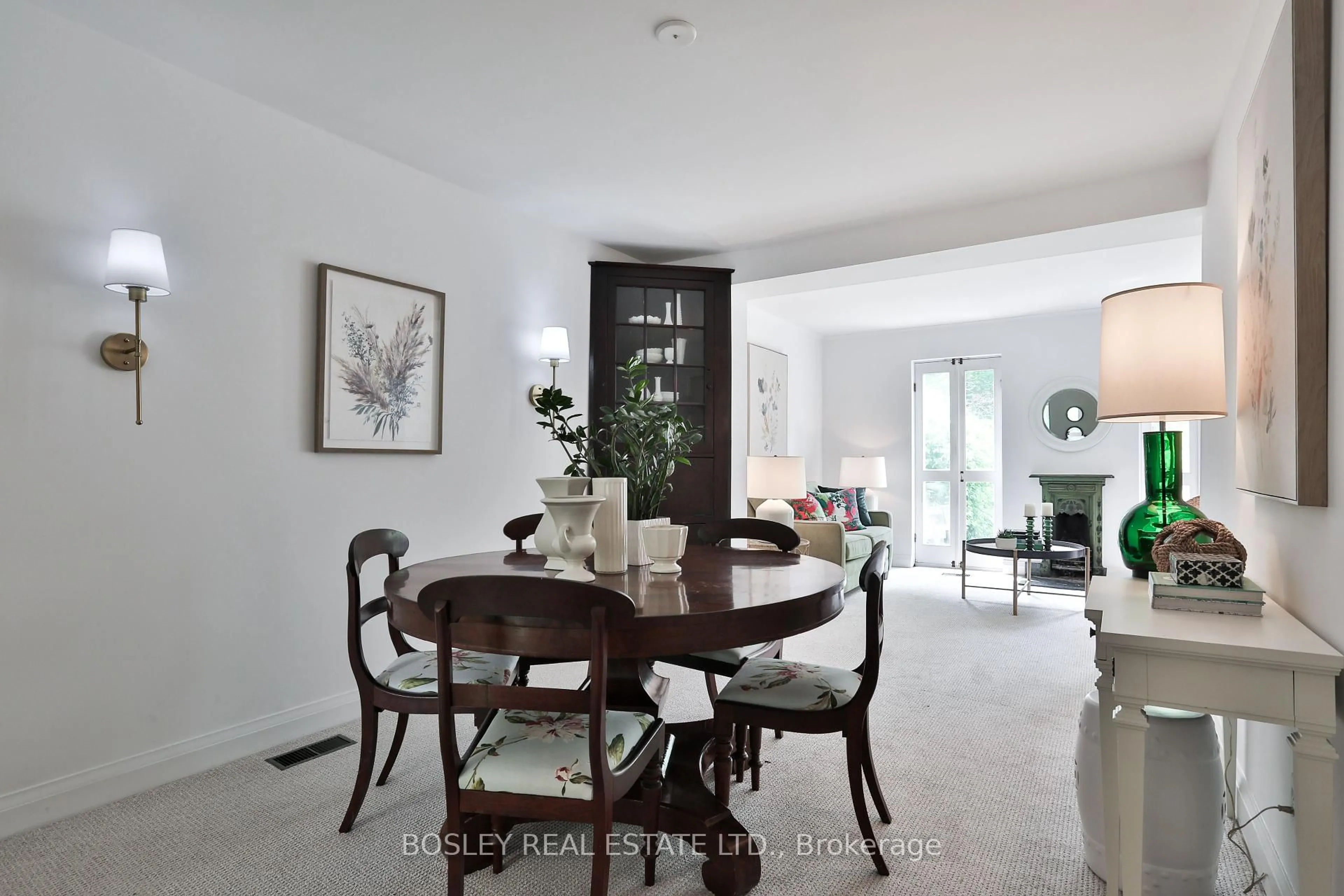 Dining room, unknown for 28 Cleveland St, Toronto Ontario M4S 2W1