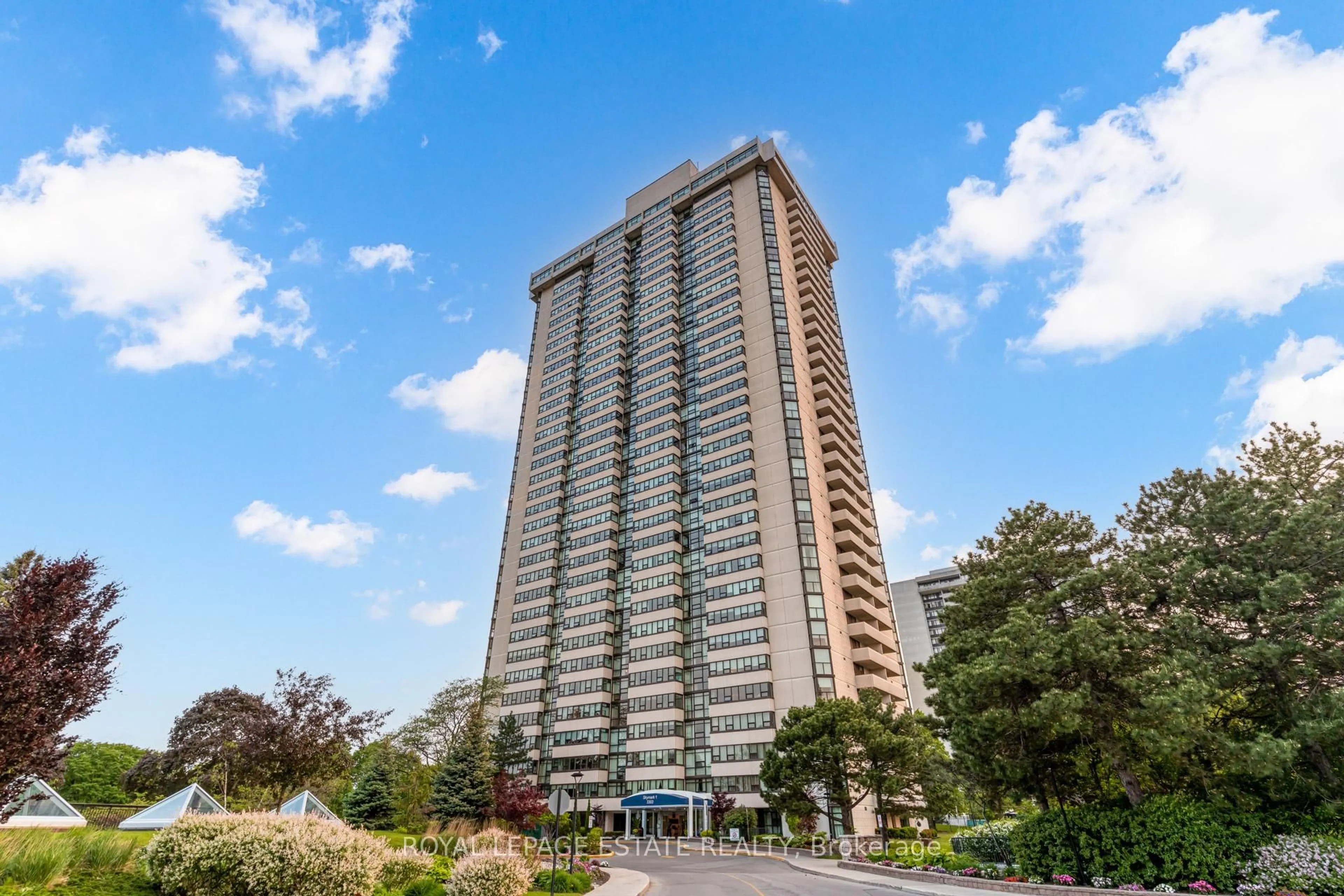 Unknown for 3303 Don Mills Rd #1903, Toronto Ontario M2J 4T6