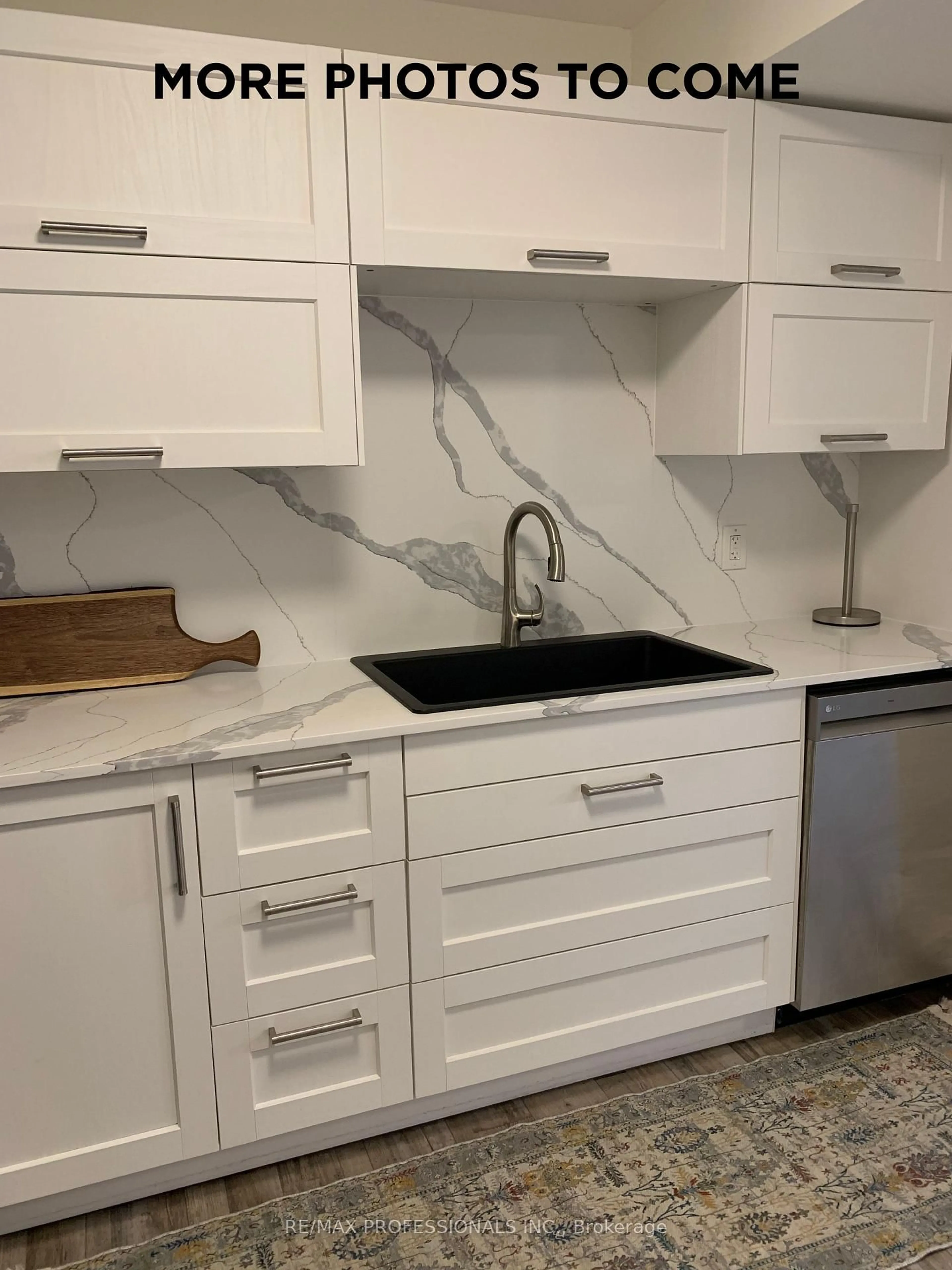 Unknown for 20 Slidell Cres, Toronto Ontario M3A 2C4