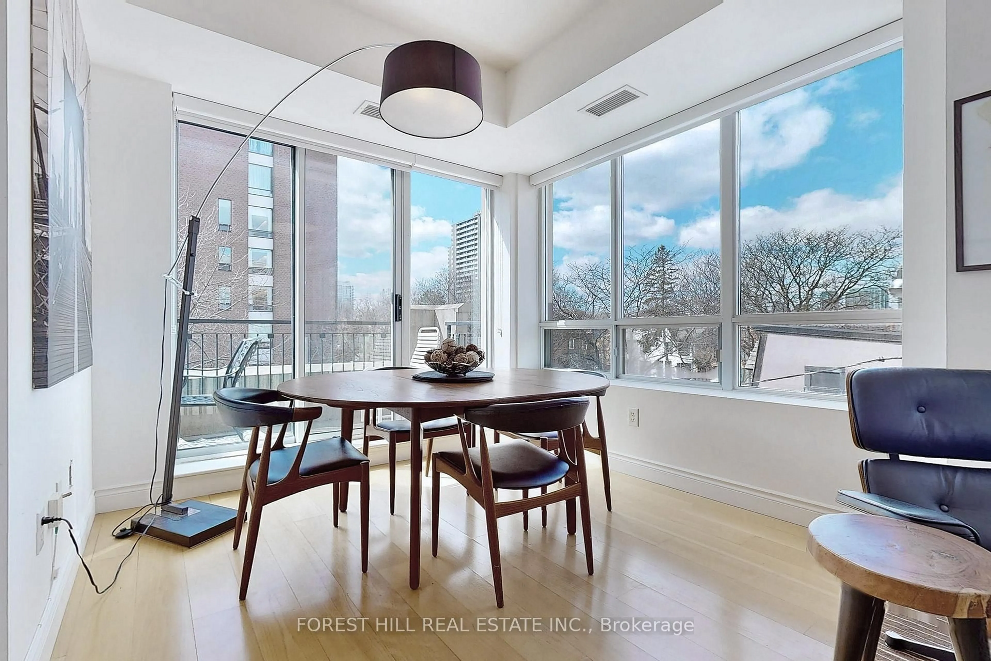Dining room, unknown for 77 McMurrich St #302, Toronto Ontario M5R 3V3