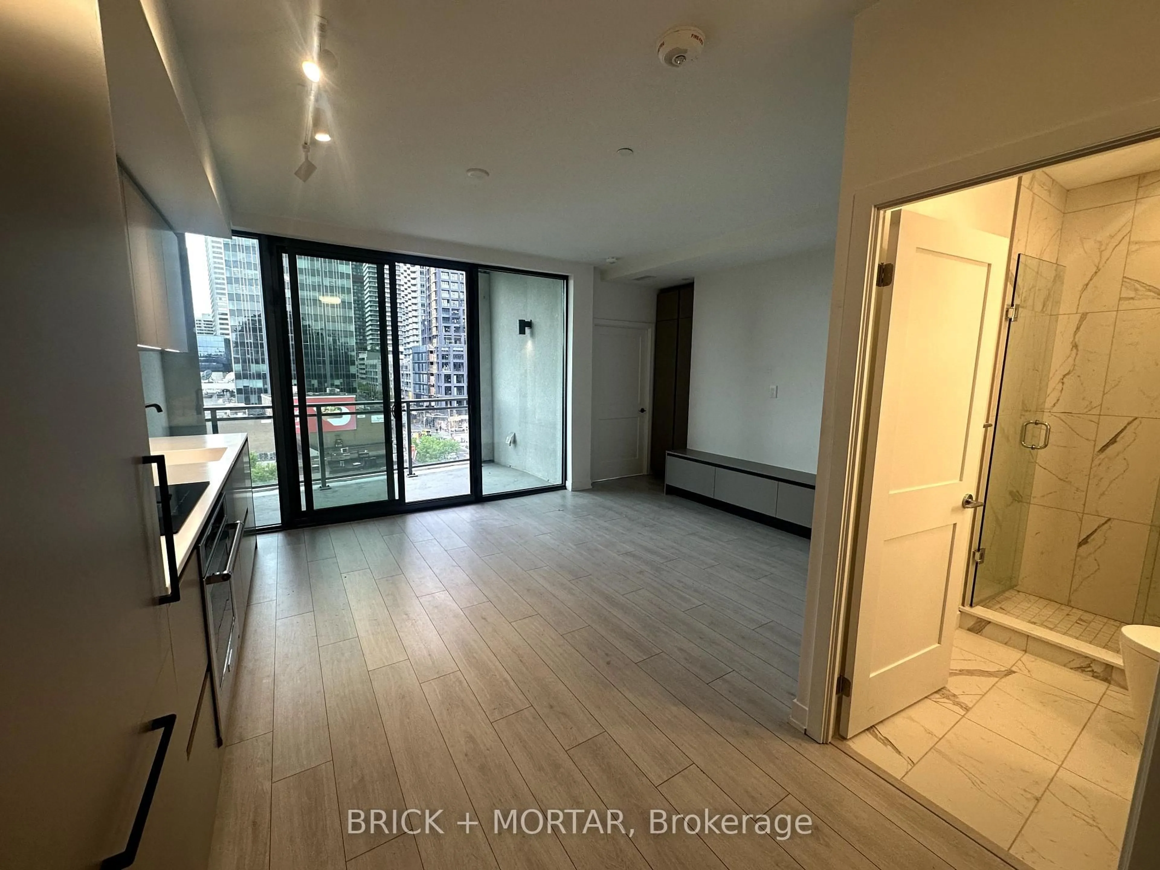A pic of a room for 1 Hillsdale Ave #603, Toronto Ontario M4S 2A5