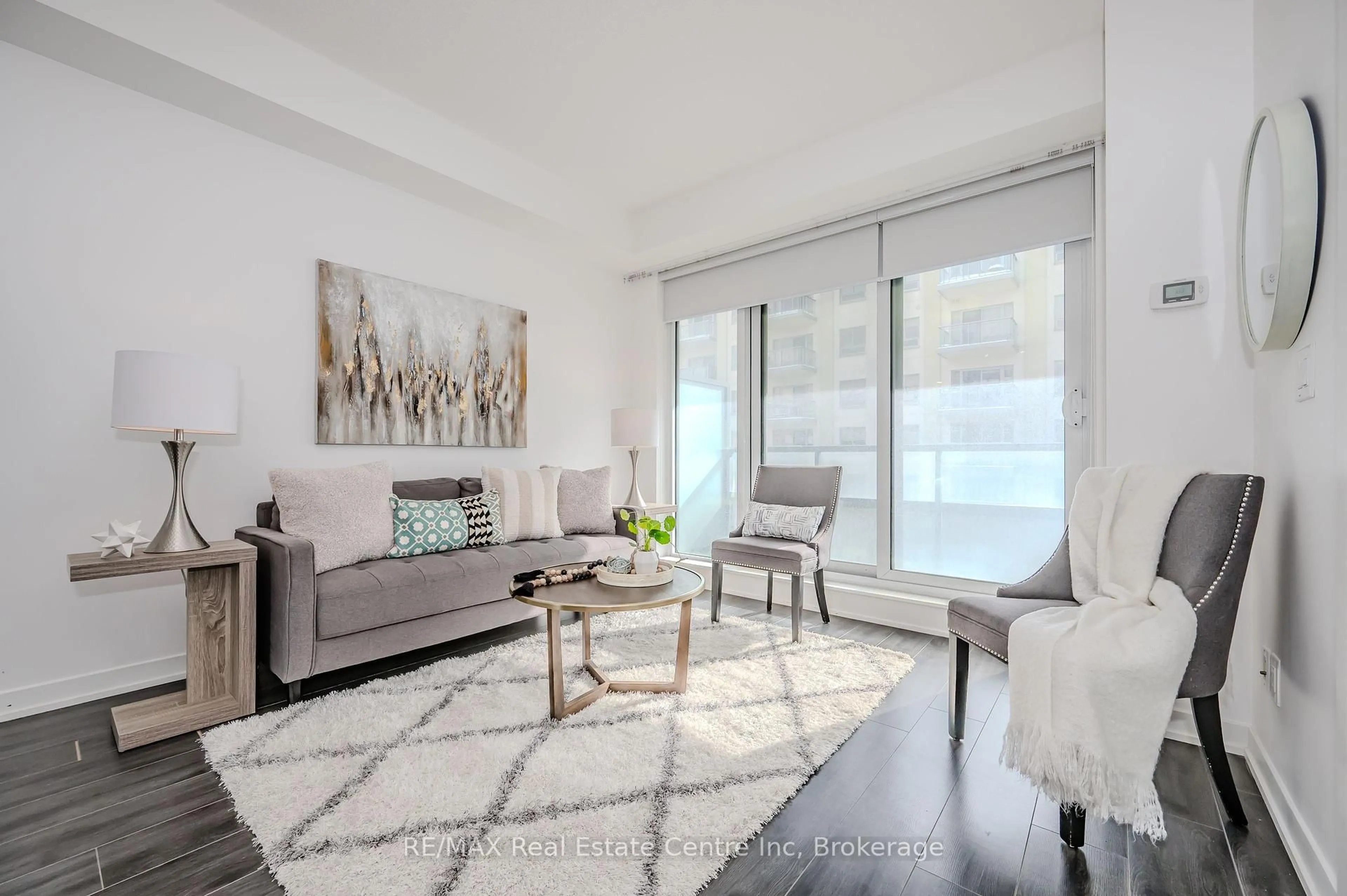 Living room with furniture, unknown for 18 Rean Dr #523, Toronto Ontario M2K 0C7