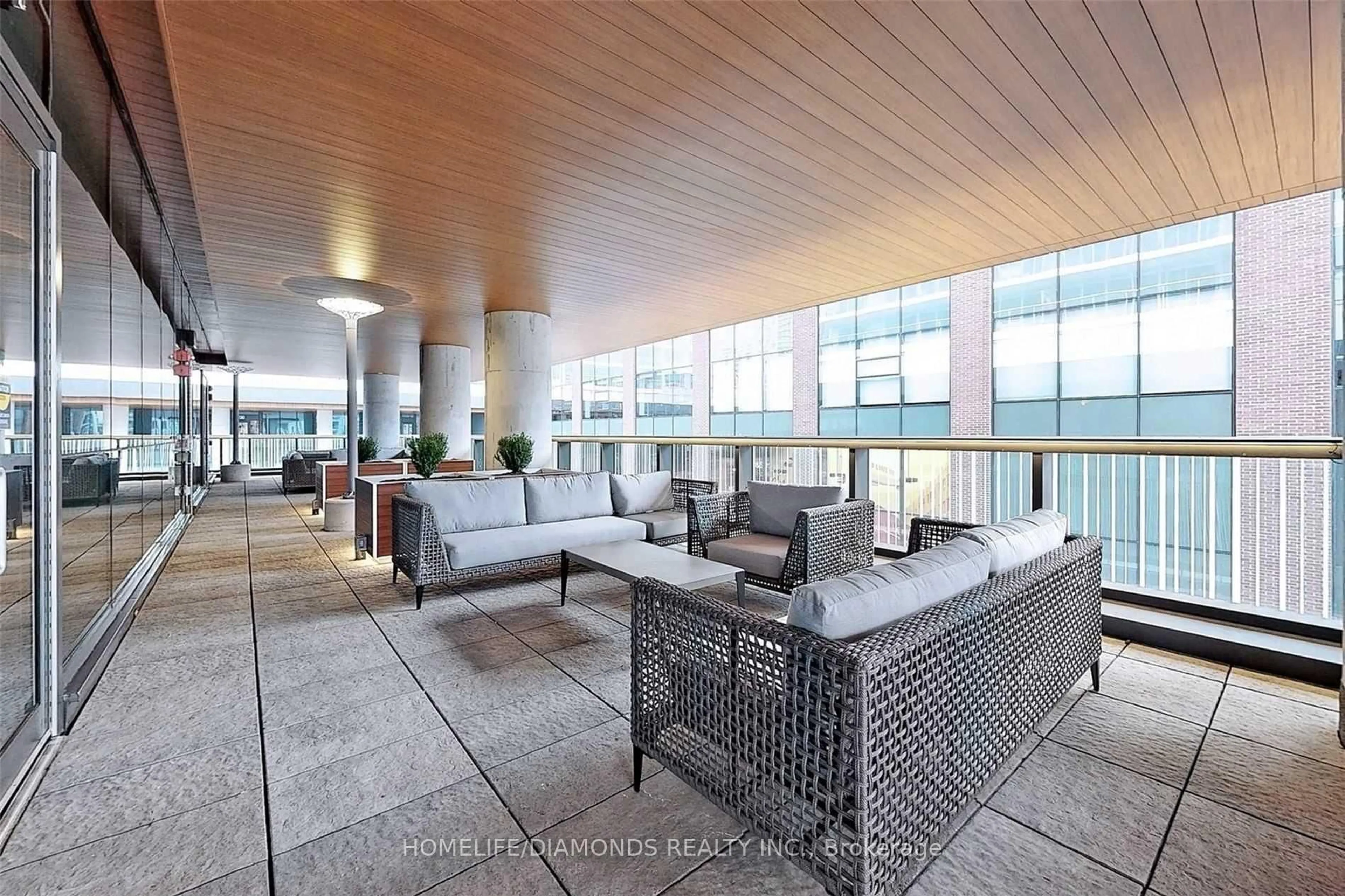 Lobby for 19 BATHURST St #816, Toronto Ontario M6A 2E1