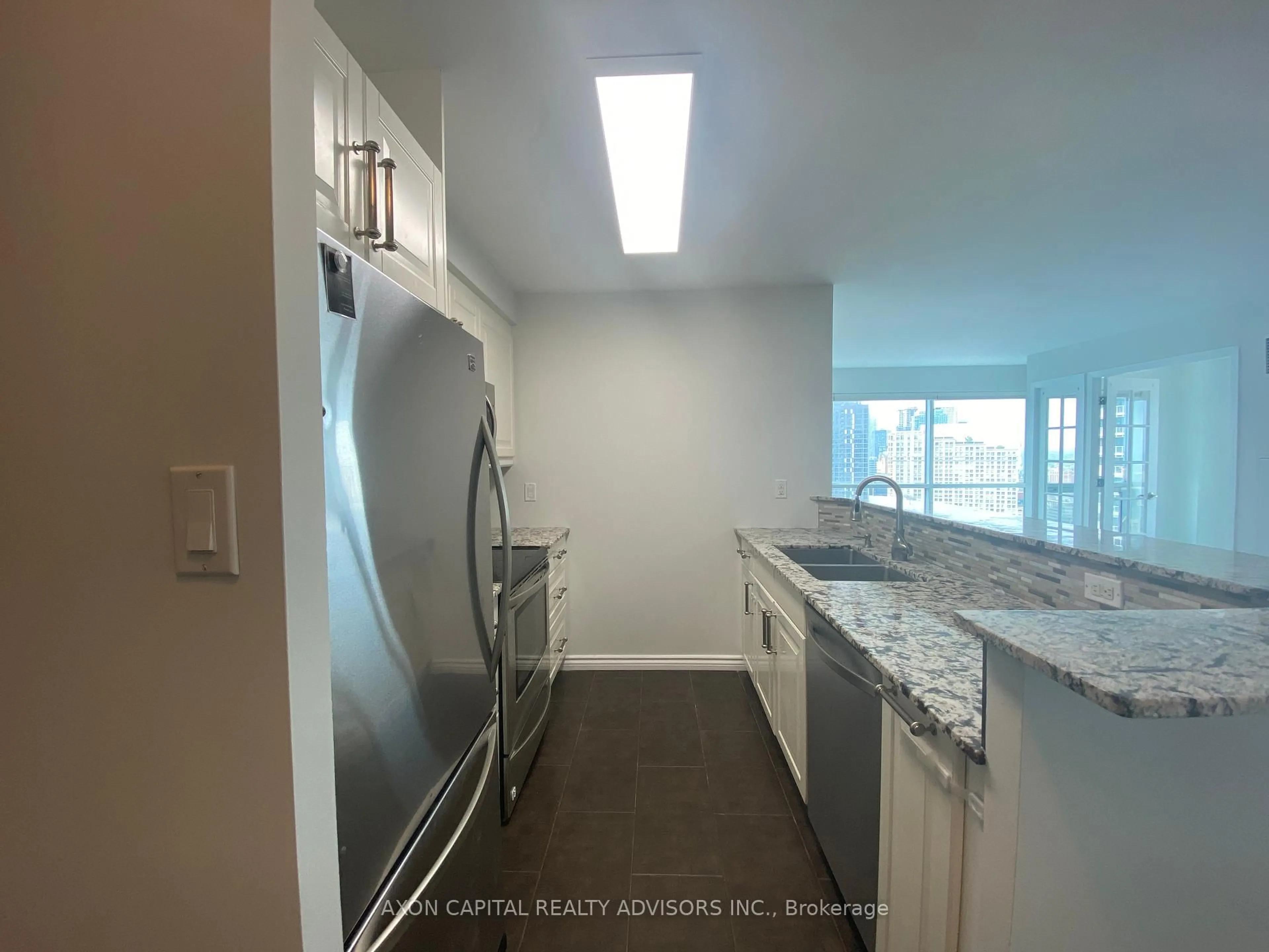 Standard kitchen, unknown for 10 Yonge St #3207, Toronto Ontario M5E 1R4