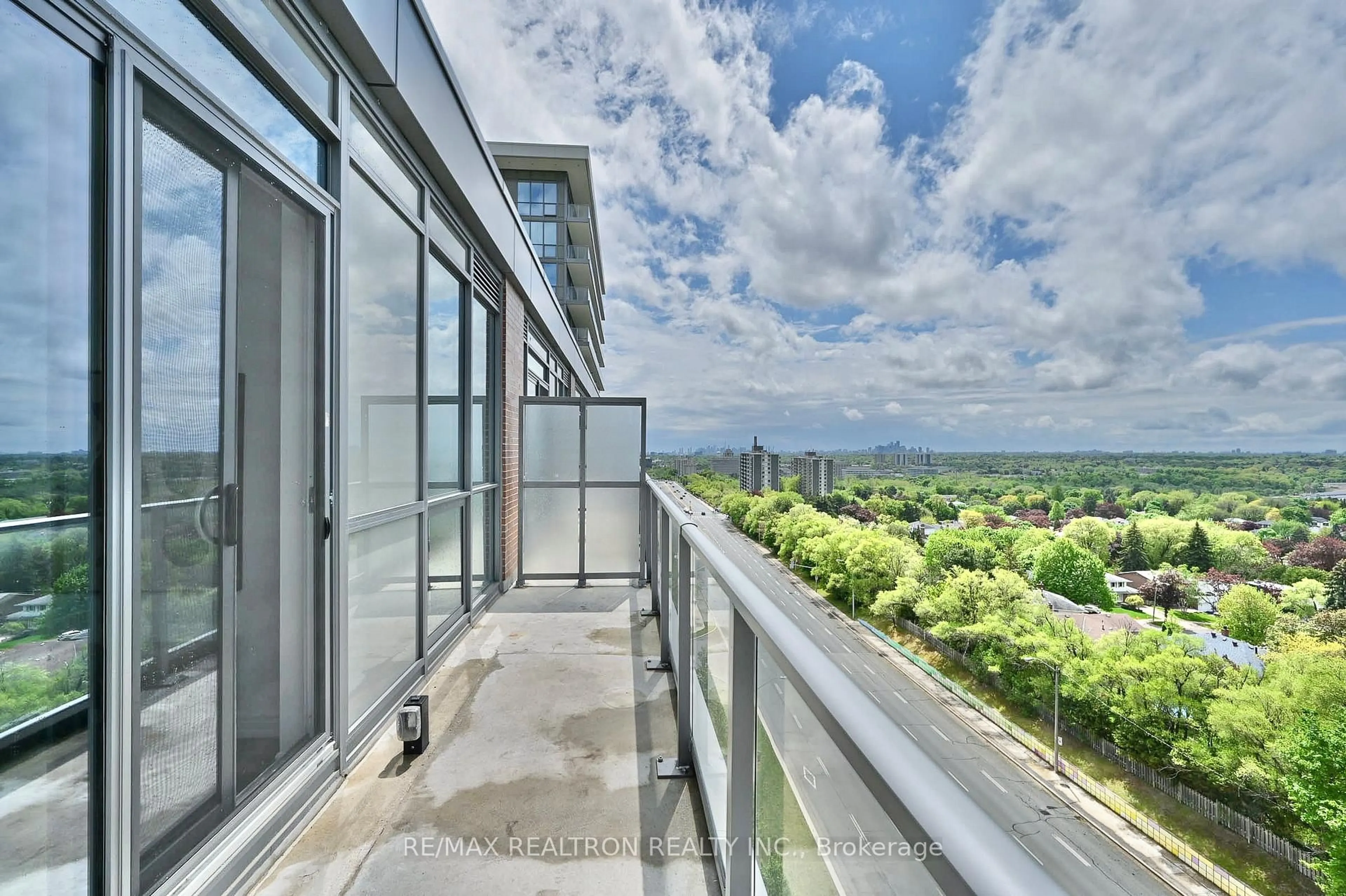 Unknown for 36 Forest Manor Rd #714, Toronto Ontario M2J 1M5