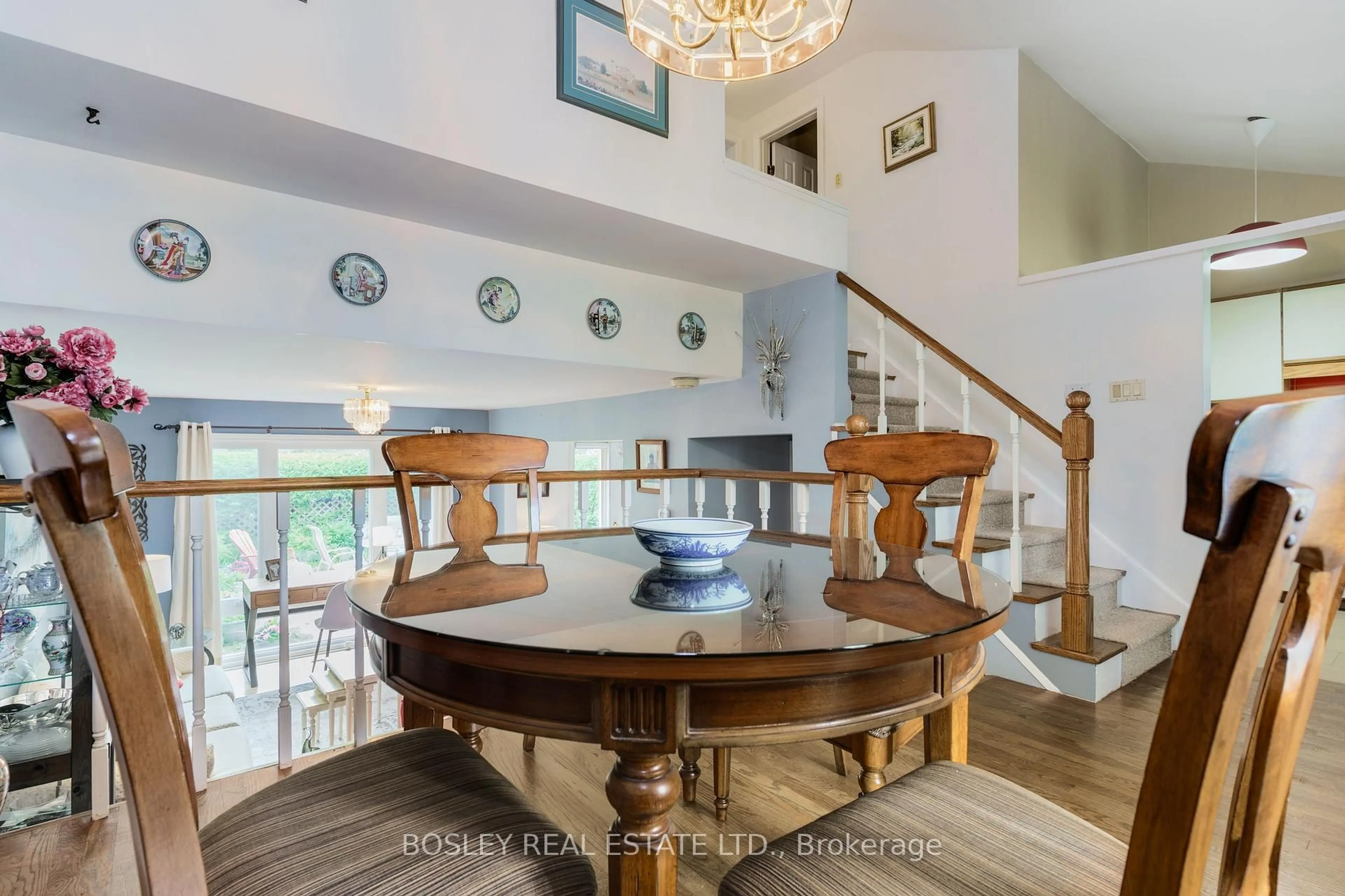 Dining room, unknown for 68 Cottonwood Dr, Toronto Ontario M3C 2B4