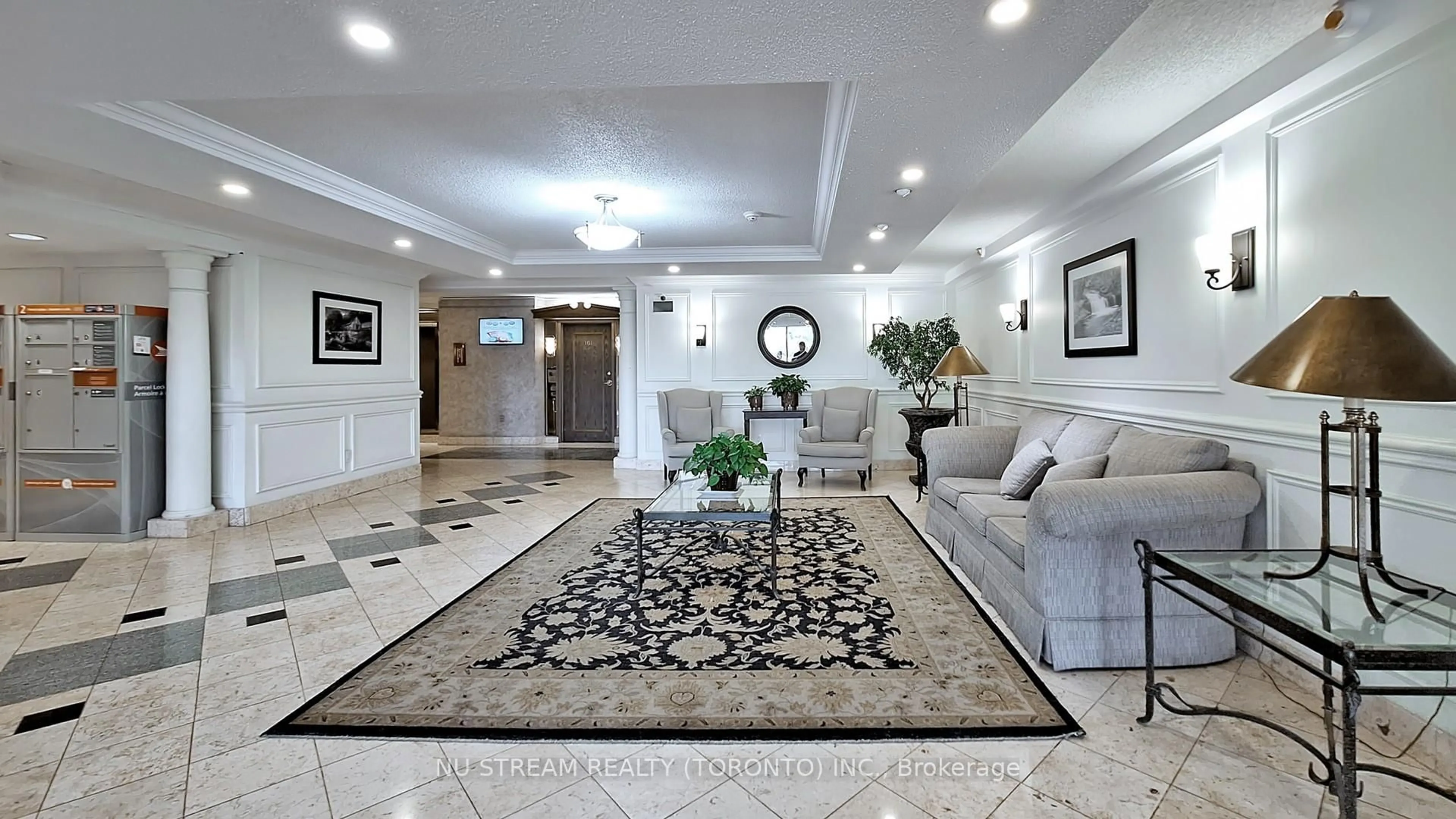 Indoor foyer for 3303 Don Mills Rd #901, Toronto Ontario M2J 4T6