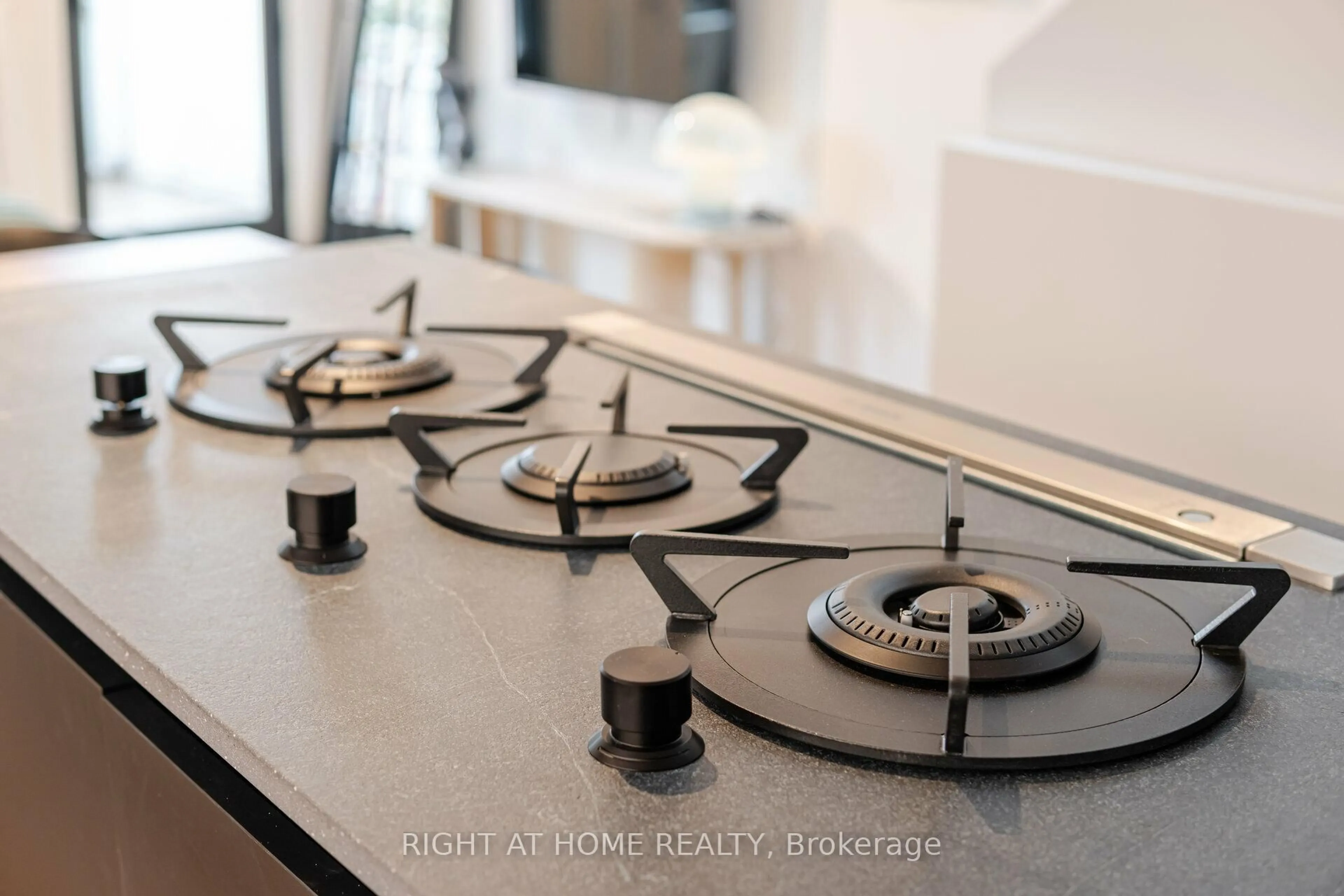 Open concept kitchen, unknown for 259 Lisgar St, Toronto Ontario M6J 3G8