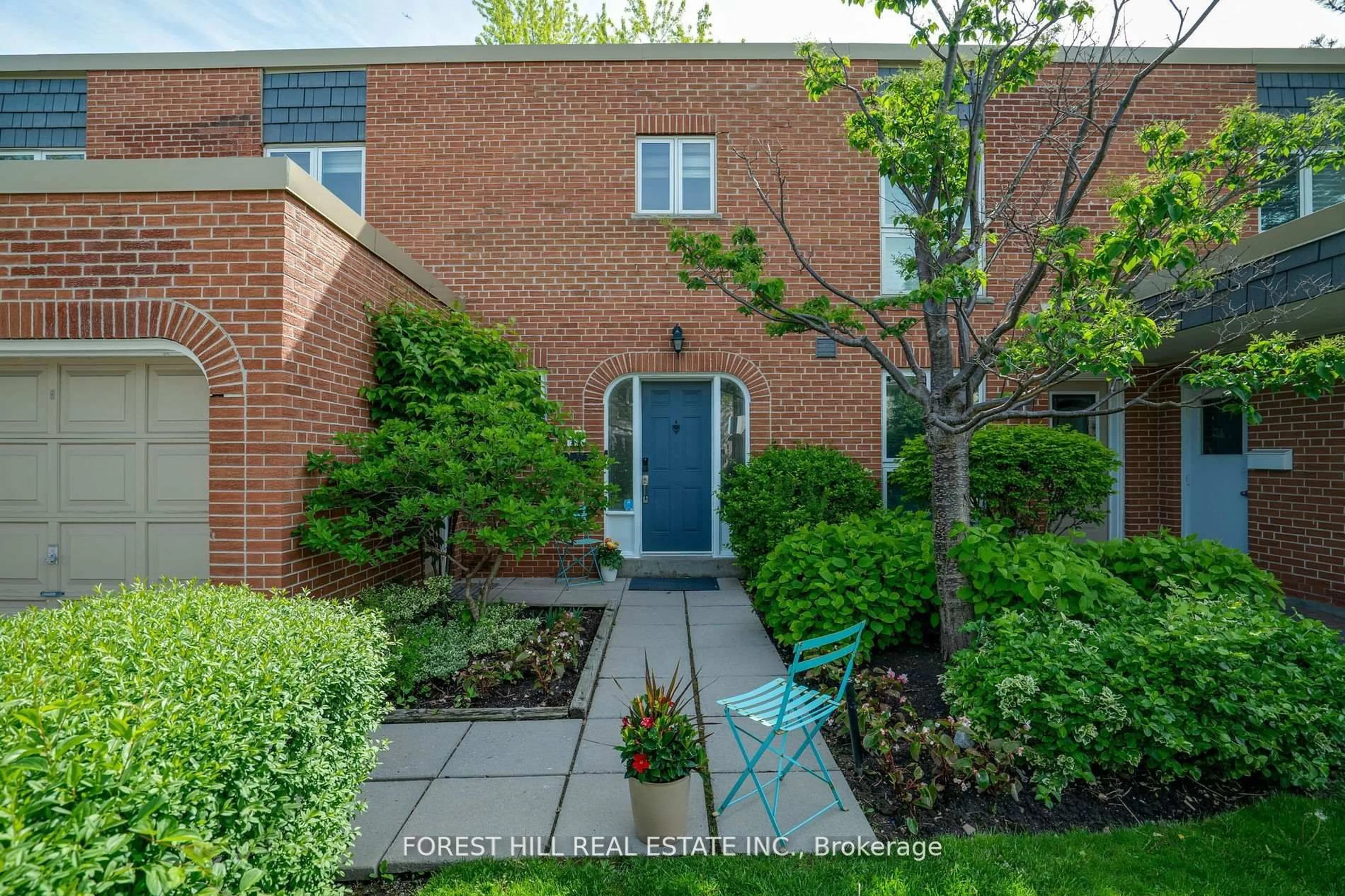 Patio, street for 11 Scenic Mill Way, Toronto Ontario M2L 1S4