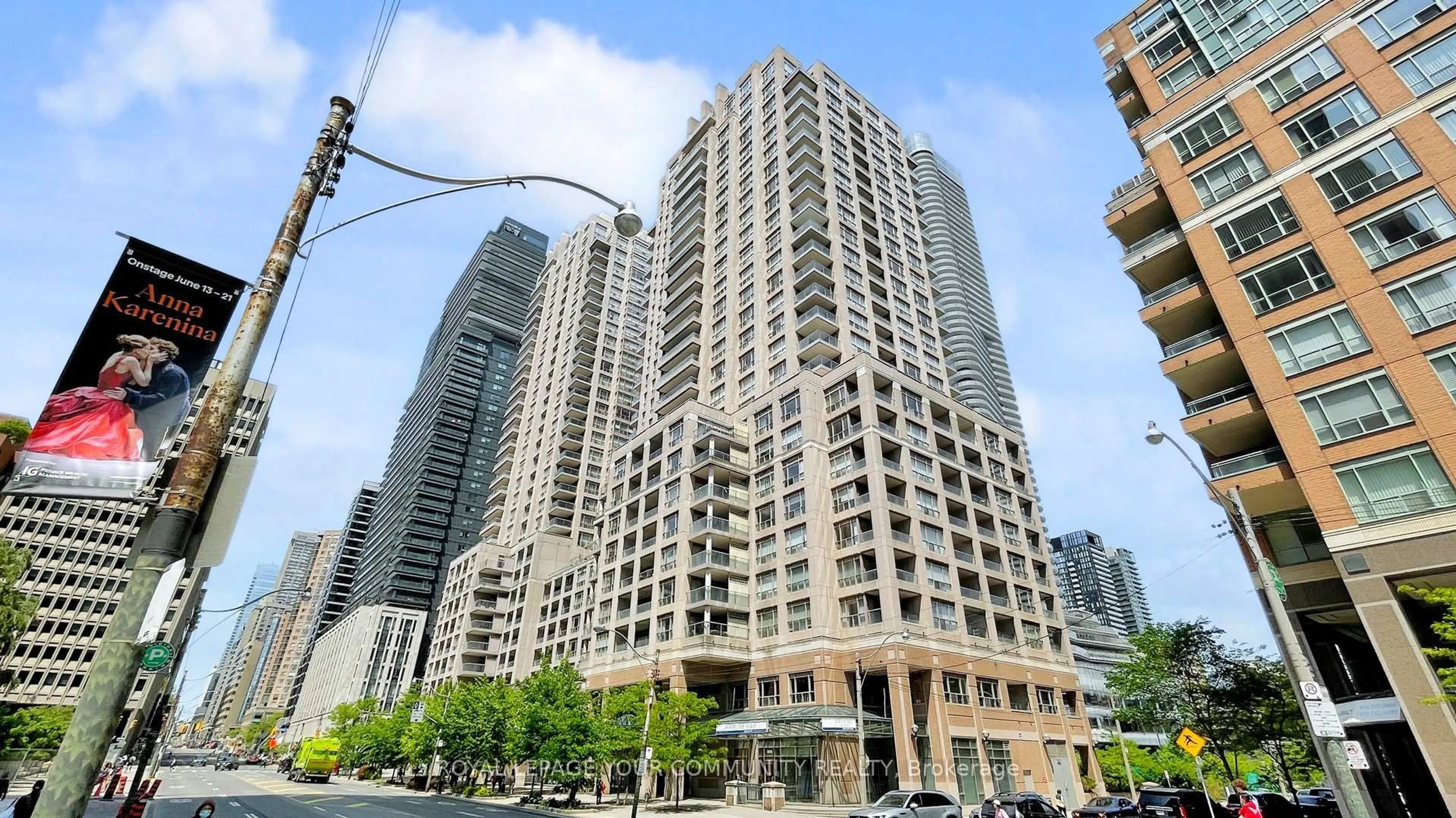 Unknown for 909 Bay St #1609, Toronto Ontario M5S 3G2