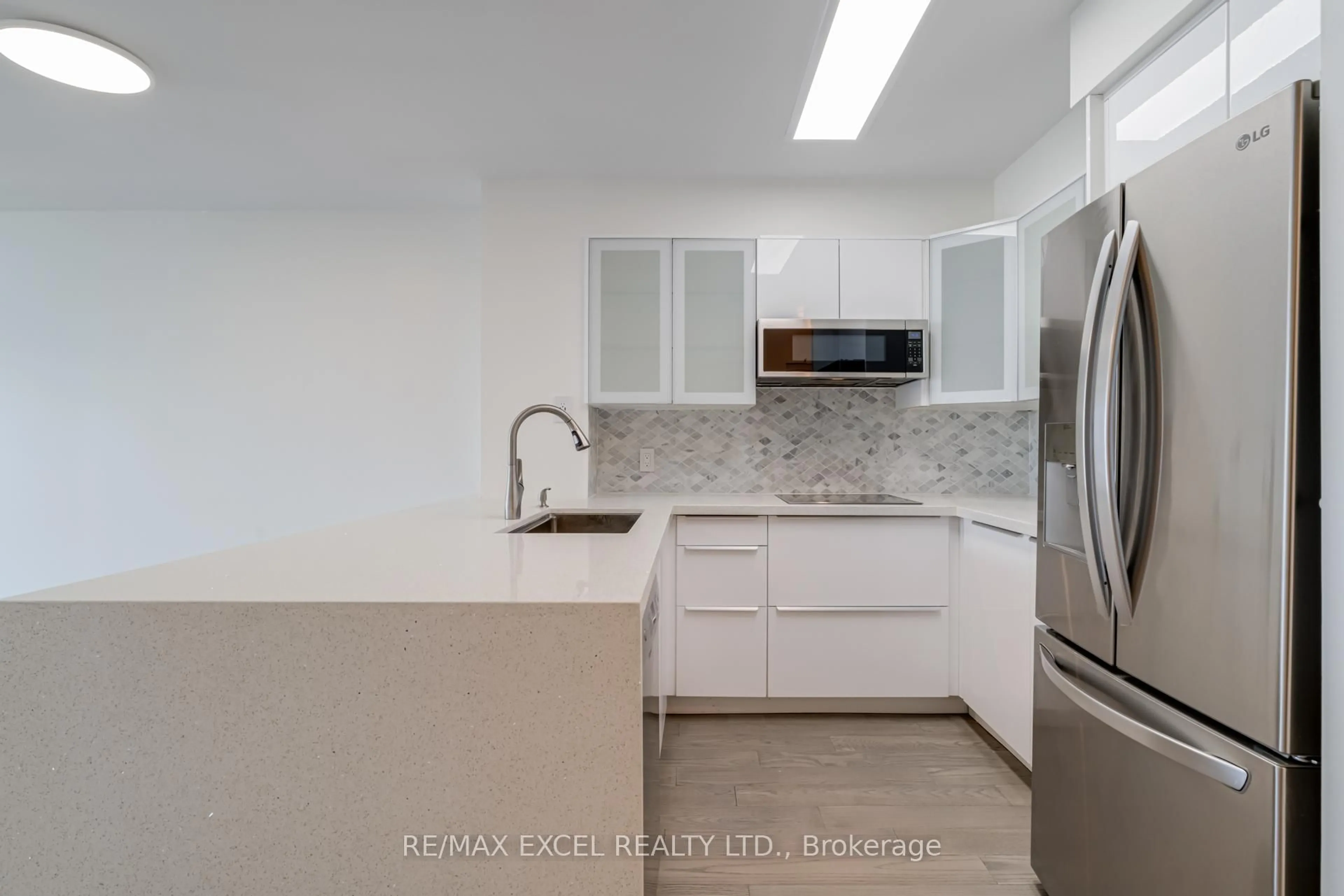 Unknown for 18 Parkview Ave #2715, Toronto Ontario M2N 7H7
