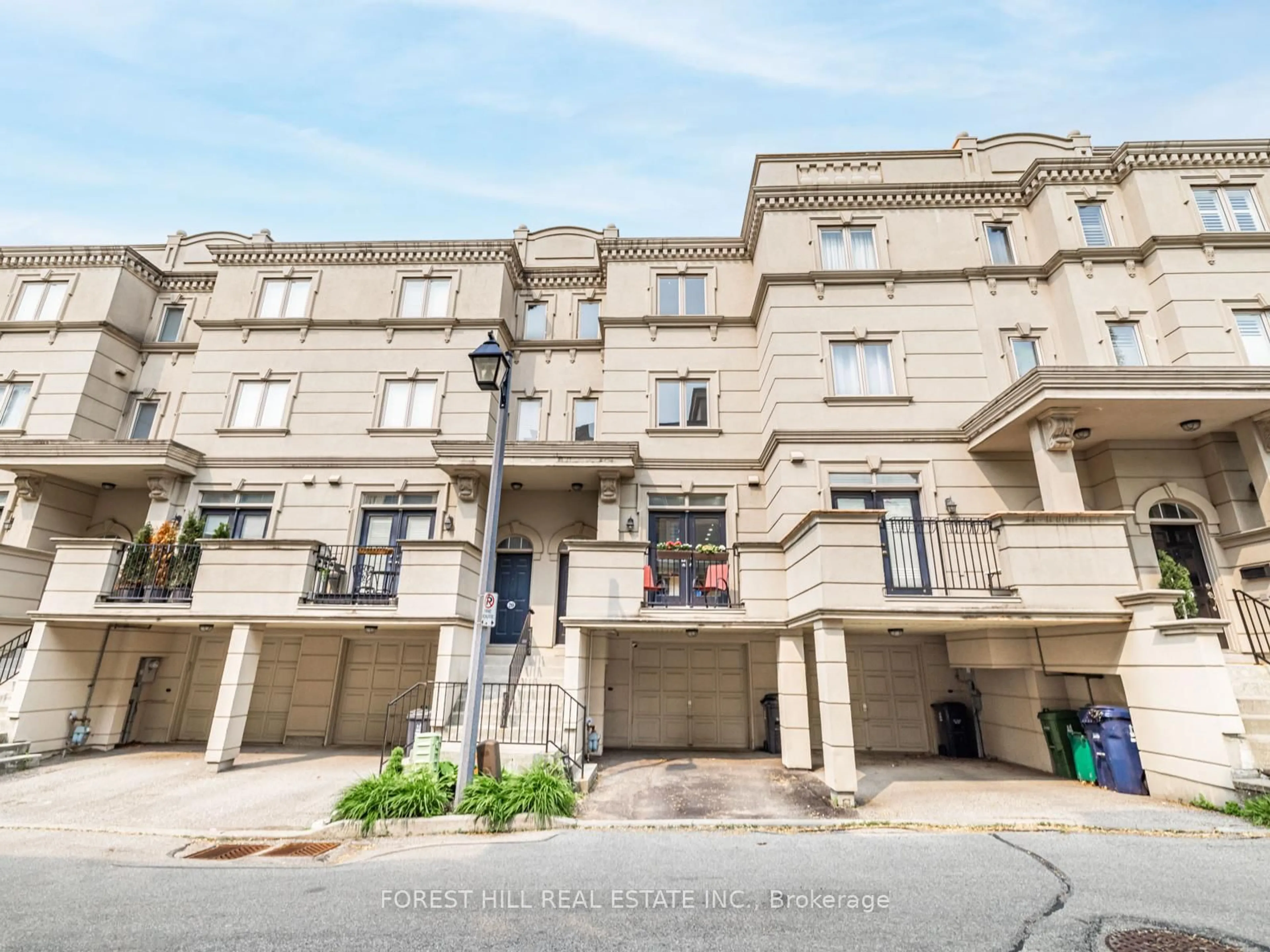 Unknown for 22 Espana Lane, Toronto Ontario M2N 7K8