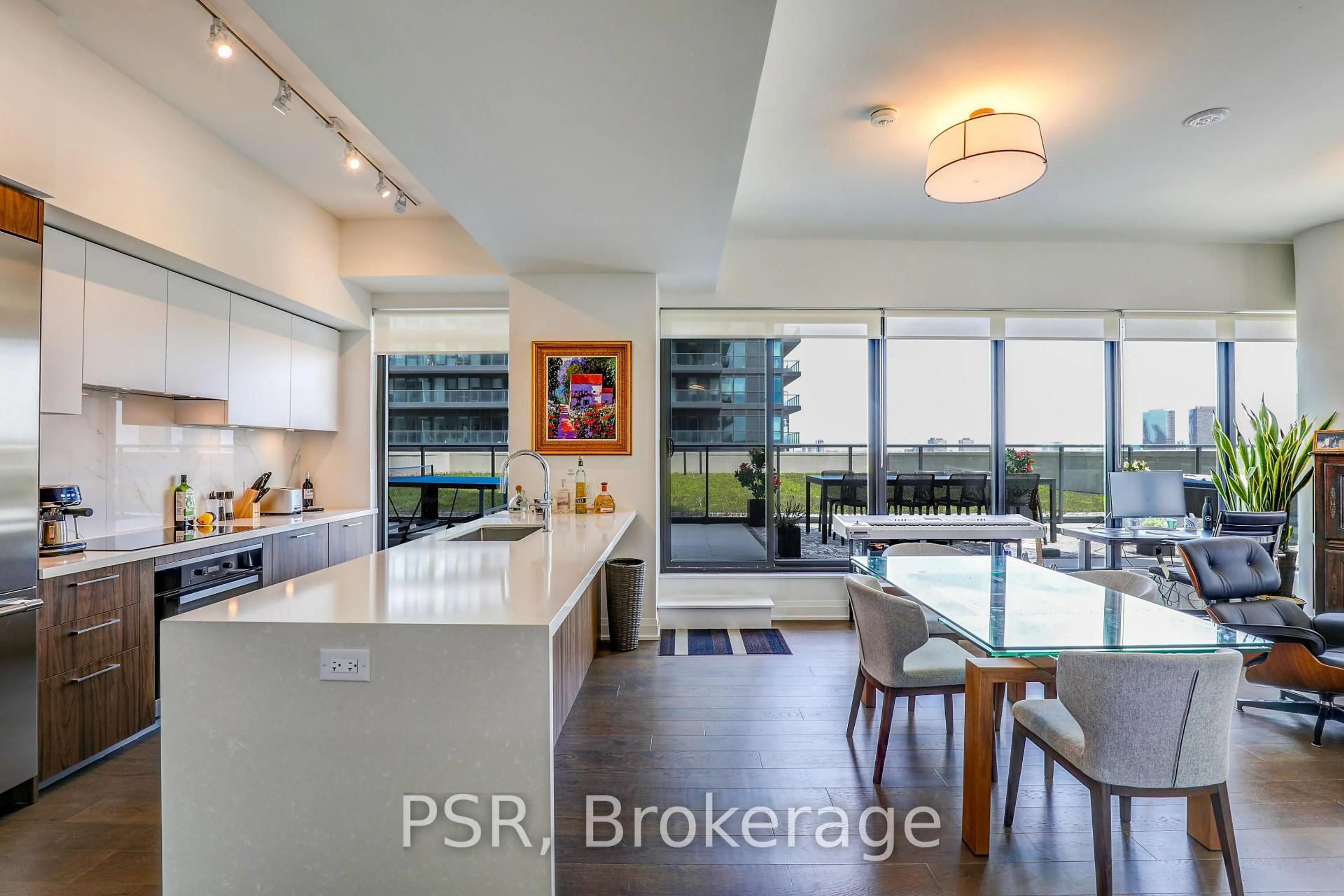 Open concept kitchen, ceramic/tile floor for 33 Frederick Todd Way #718, Toronto Ontario M4G 0C9
