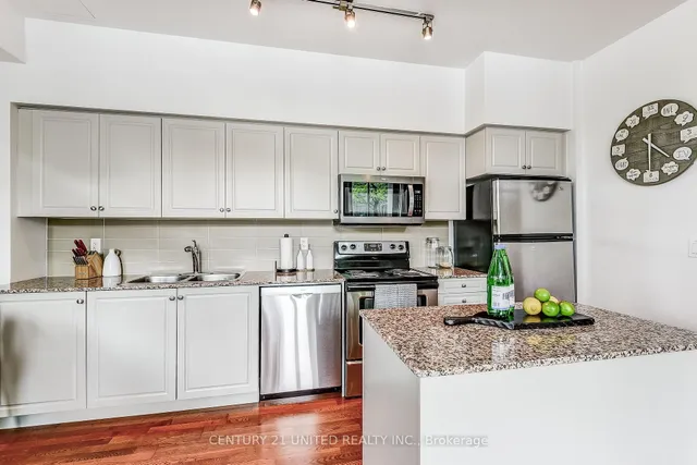 Additional image 18 of 209 Fort York Blvd Unit 164