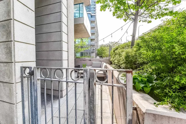 Additional image 11 of 209 Fort York Blvd Unit 164