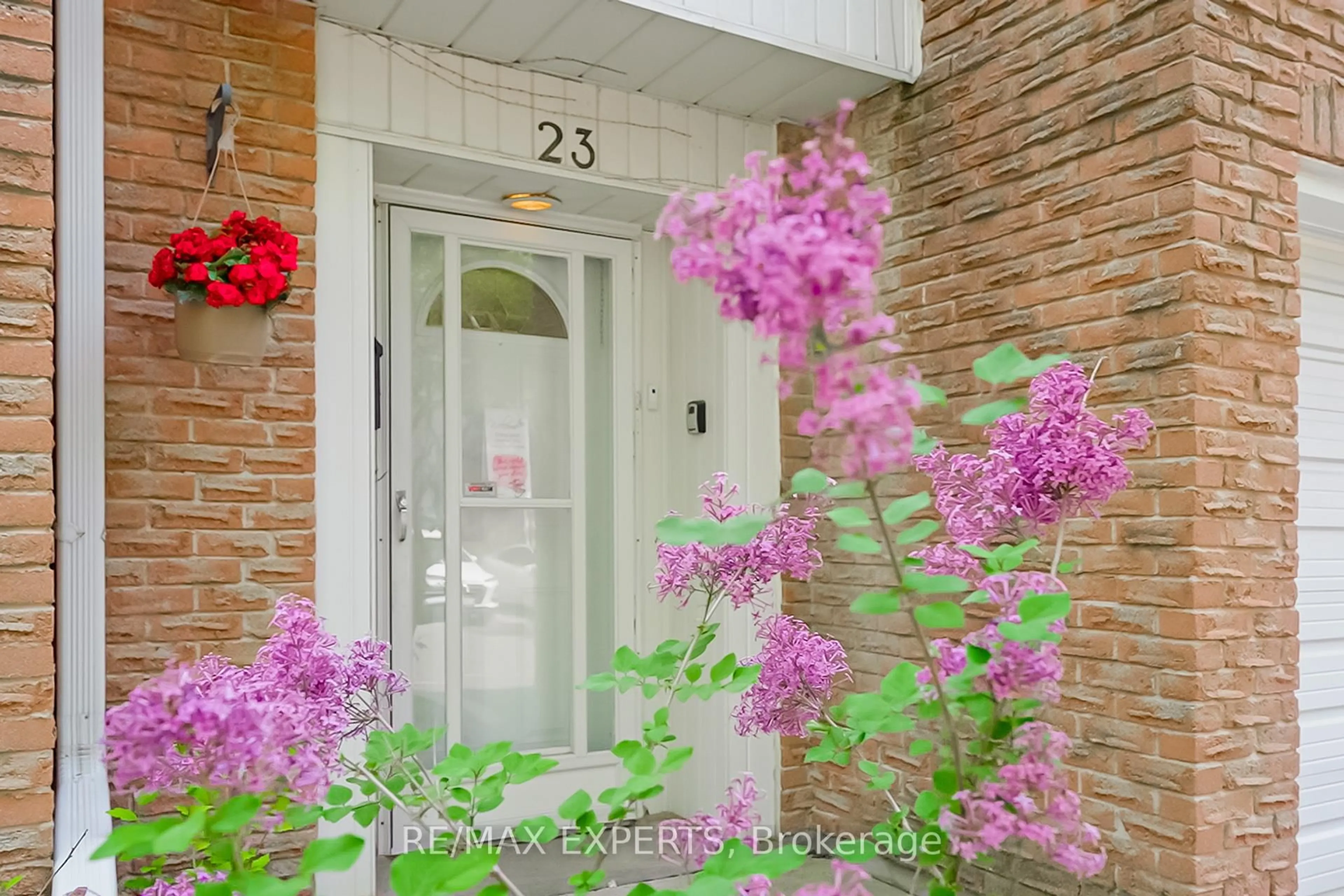 Unknown for 23 Thimble Berry Way, Toronto Ontario M2H 3K6