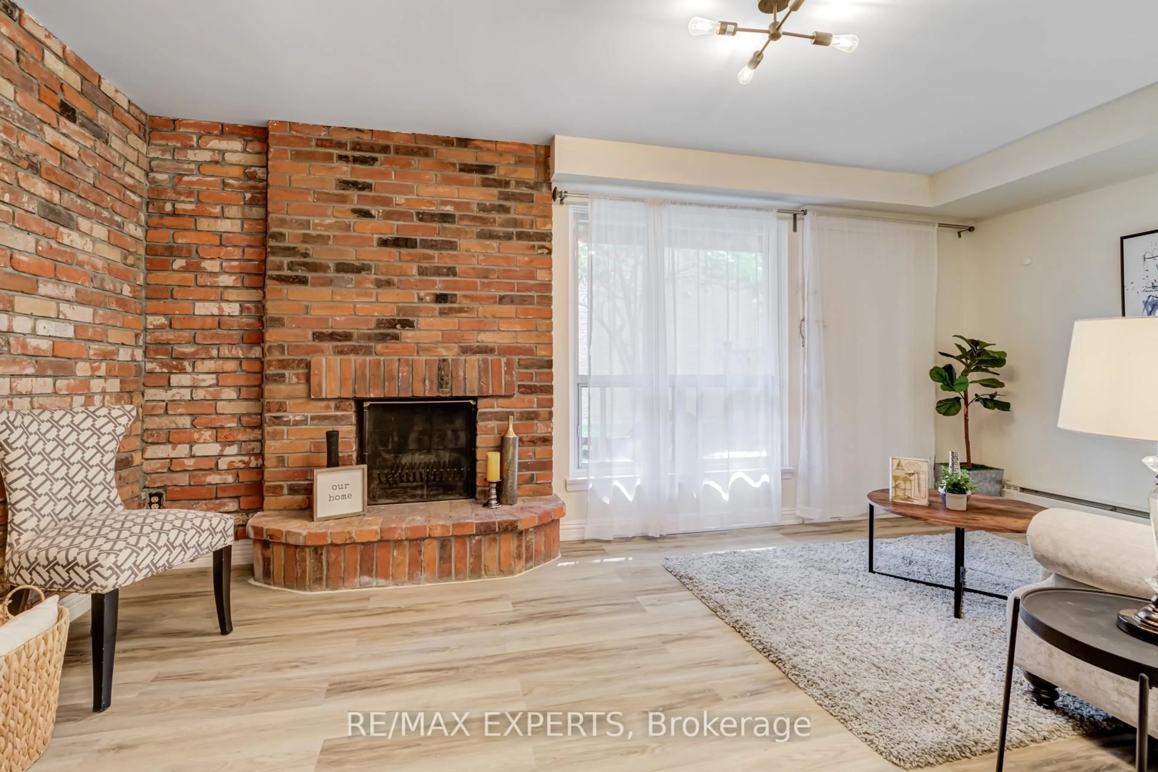 Living room with furniture, unknown for 23 Thimble Berry Way, Toronto Ontario M2H 3K6