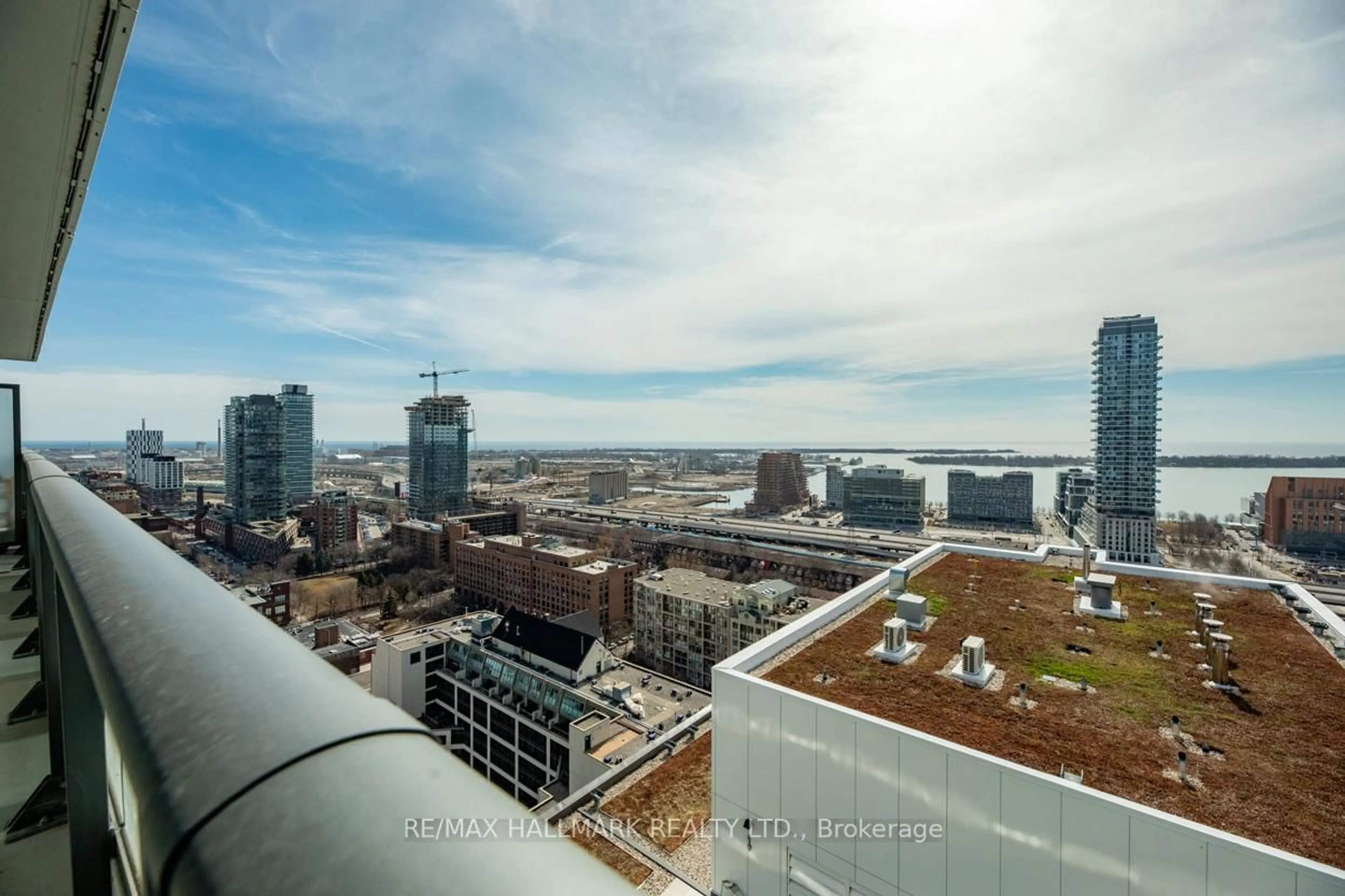 Unknown for 70 Princess St #2408, Toronto Ontario M5A 0X6