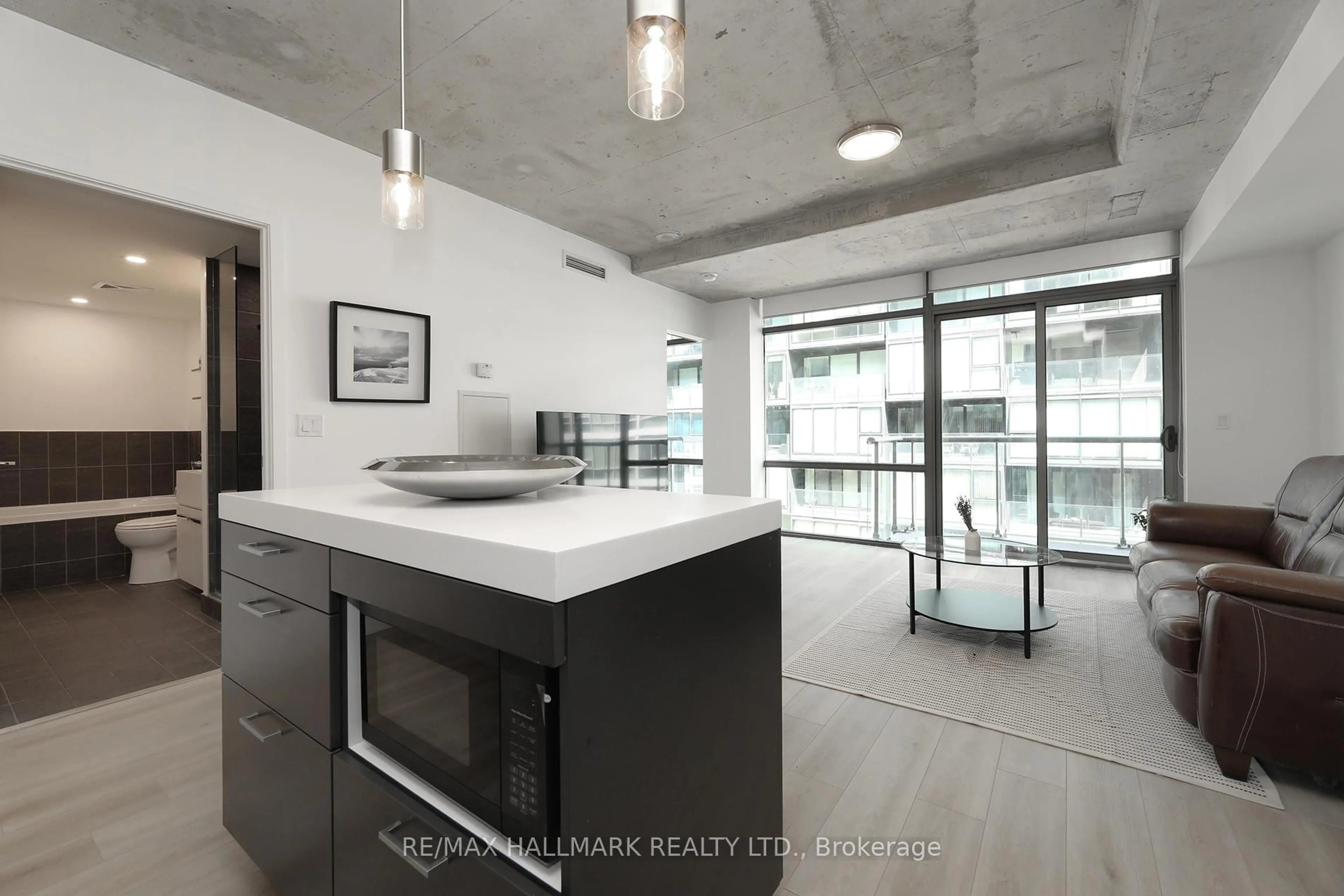 Open concept kitchen, unknown for 55 Stewart St #520, Toronto Ontario M5V 2V1