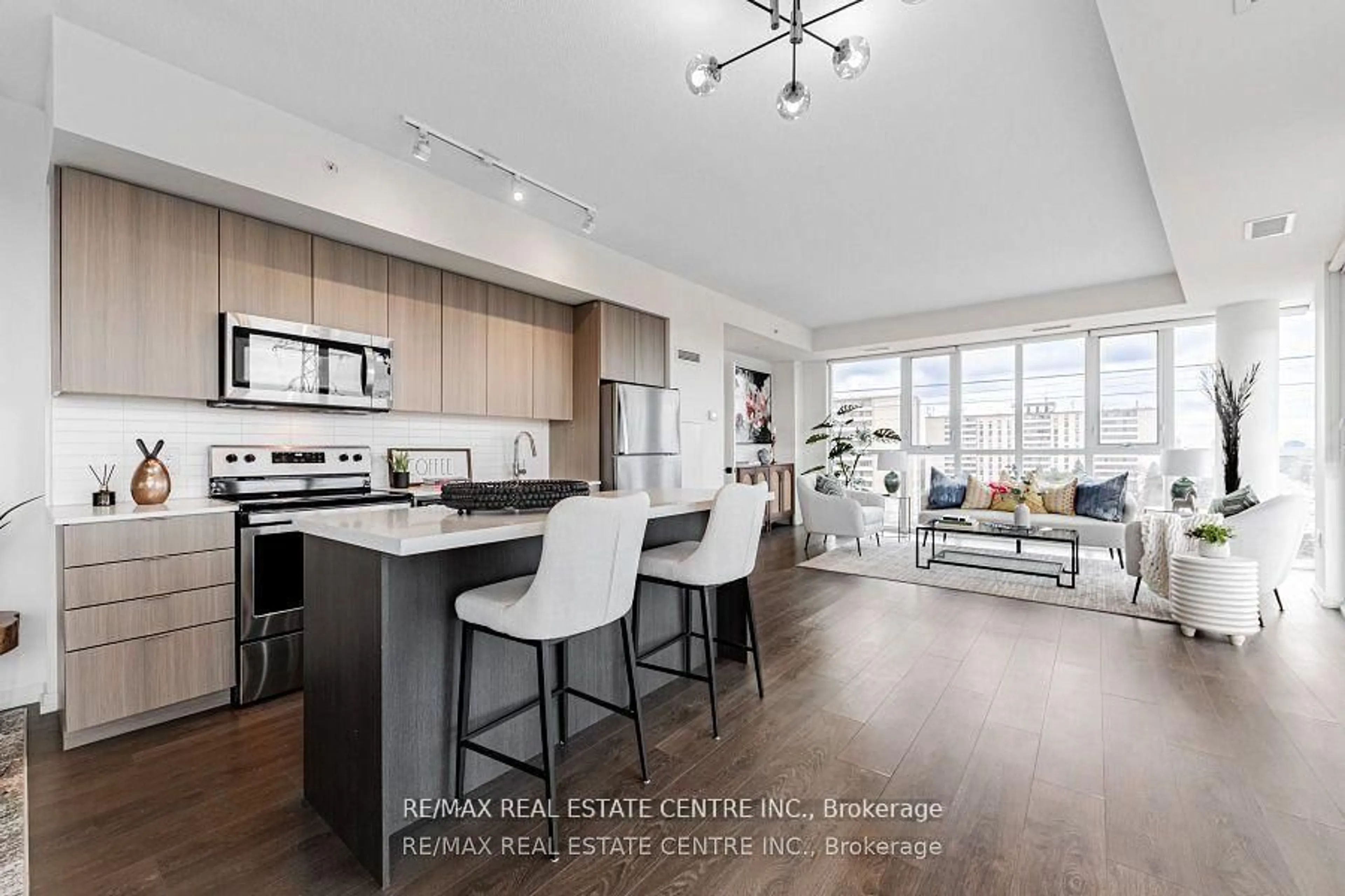 Open concept kitchen, unknown for 3237 Bayview Ave #713, Toronto Ontario M2K 2N4