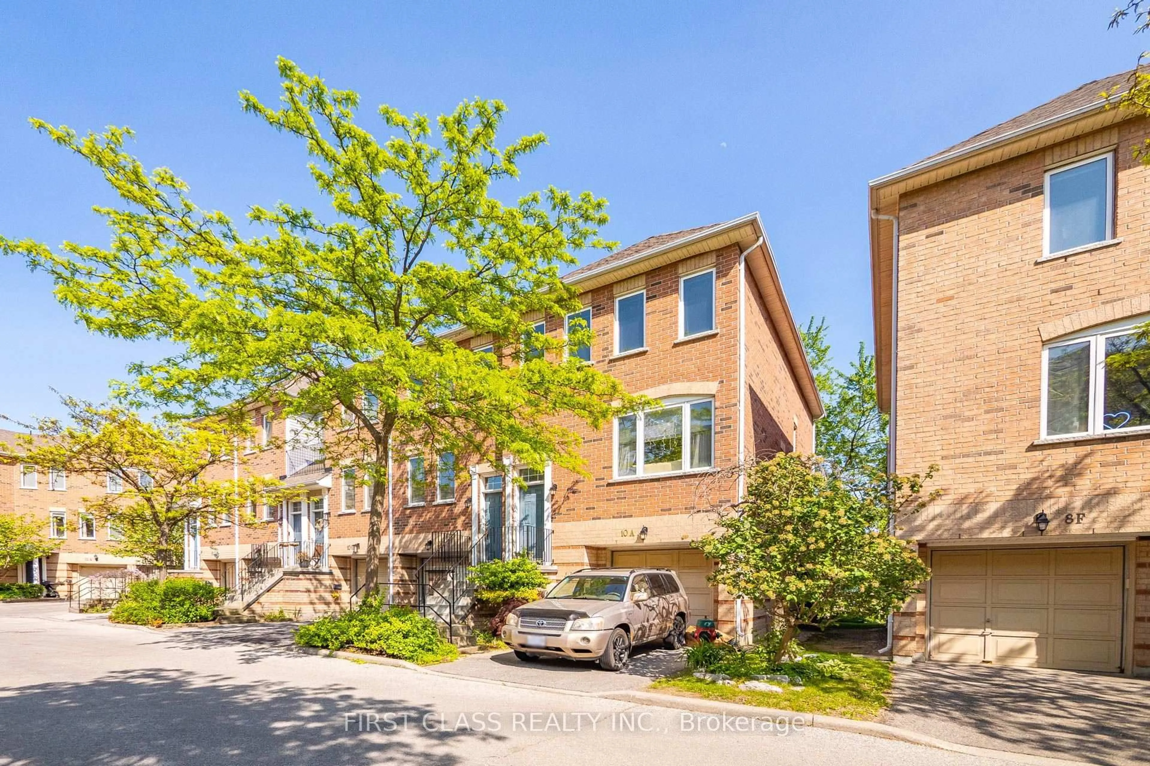 Home with brick exterior material, street for 10A Leaside Park Dr, Toronto Ontario M4H 1R3