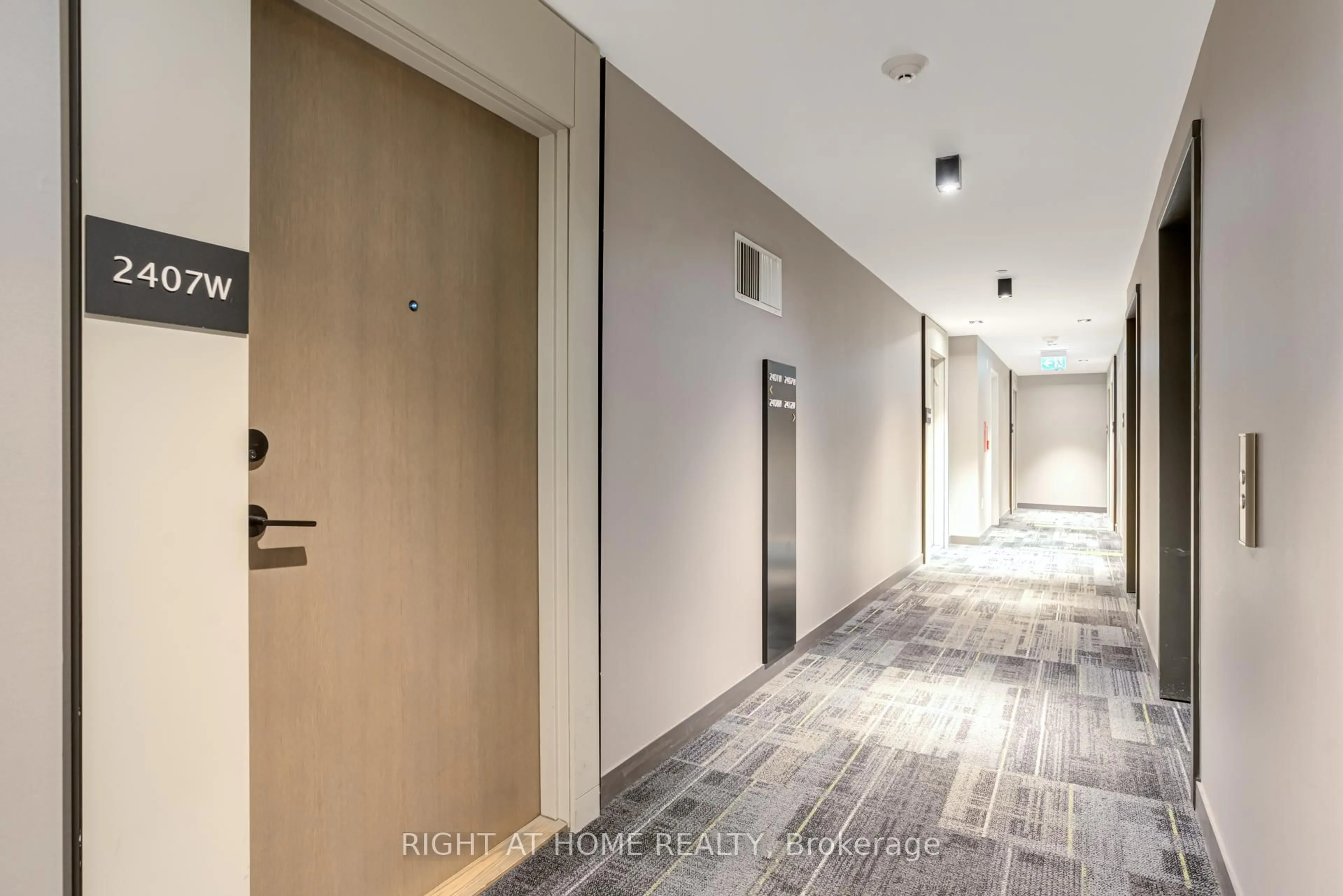 Indoor foyer for 225 Sumach St #2407, Toronto Ontario M5A 0P8
