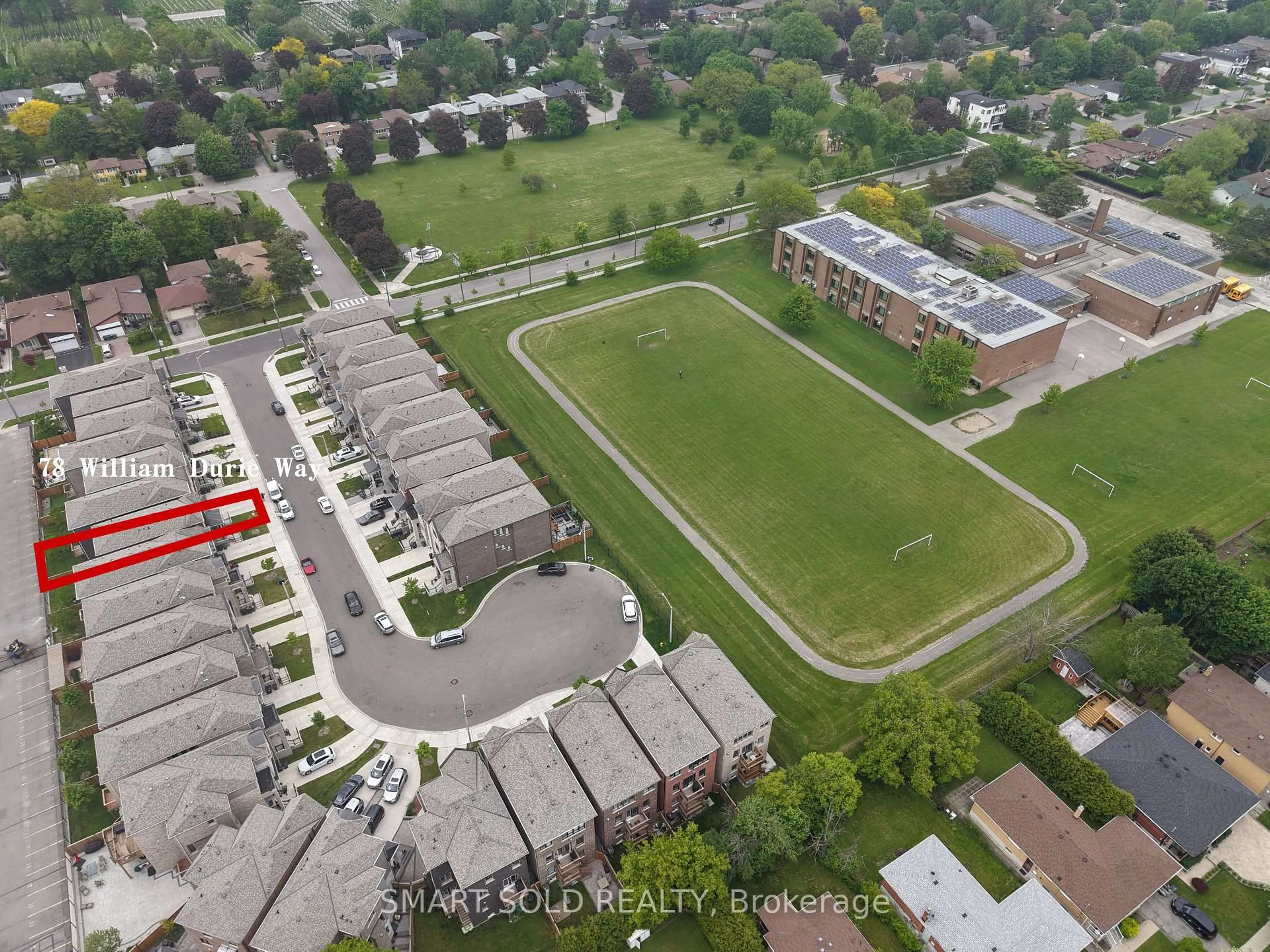A pic from outside/outdoor area/front of a property/back of a property/a pic from drone, street for 78 William Durie Way, Toronto Ontario M2R 0A9