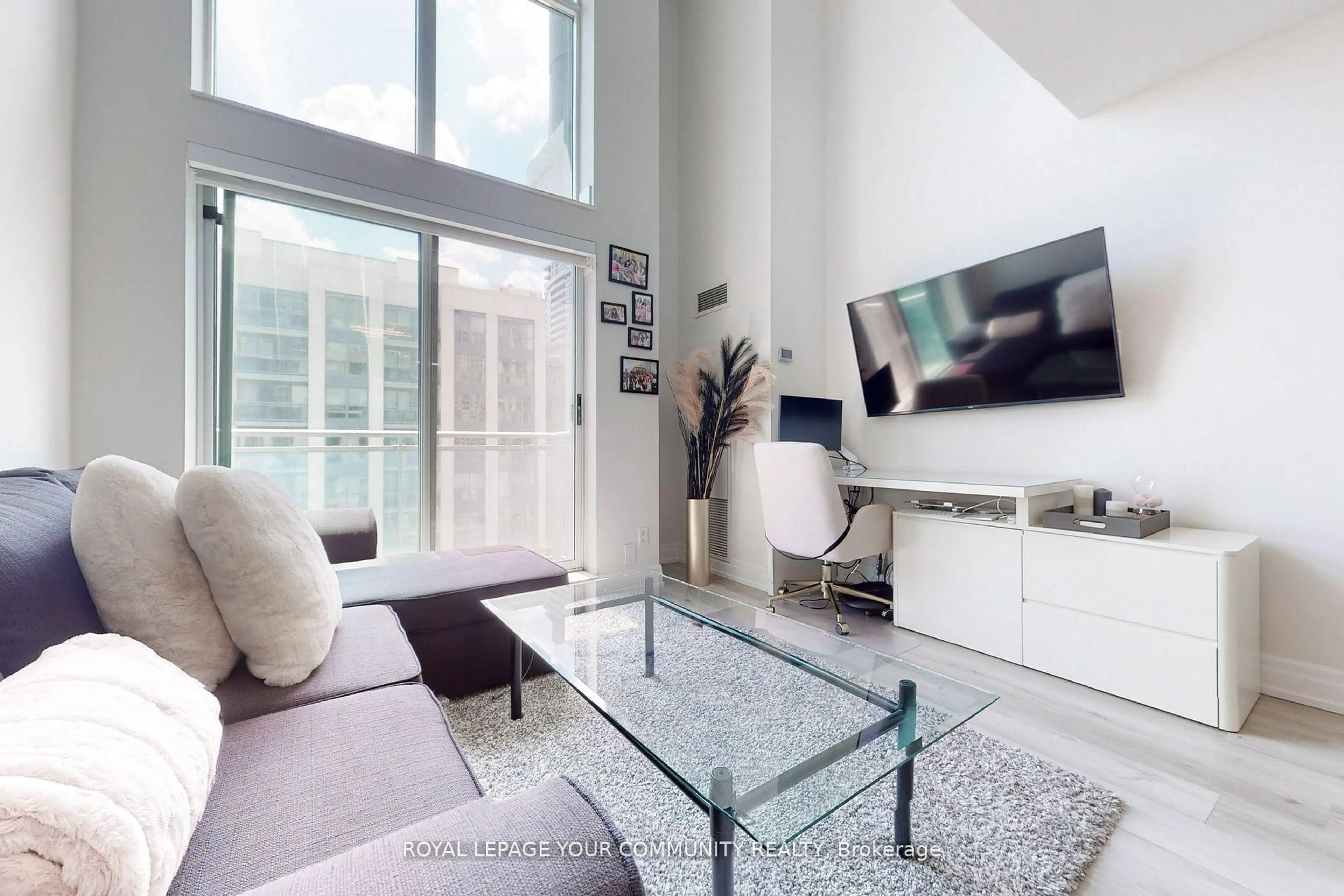 Living room with furniture, unknown for 188 Doris Ave #1514, Toronto Ontario M2N 6Z5