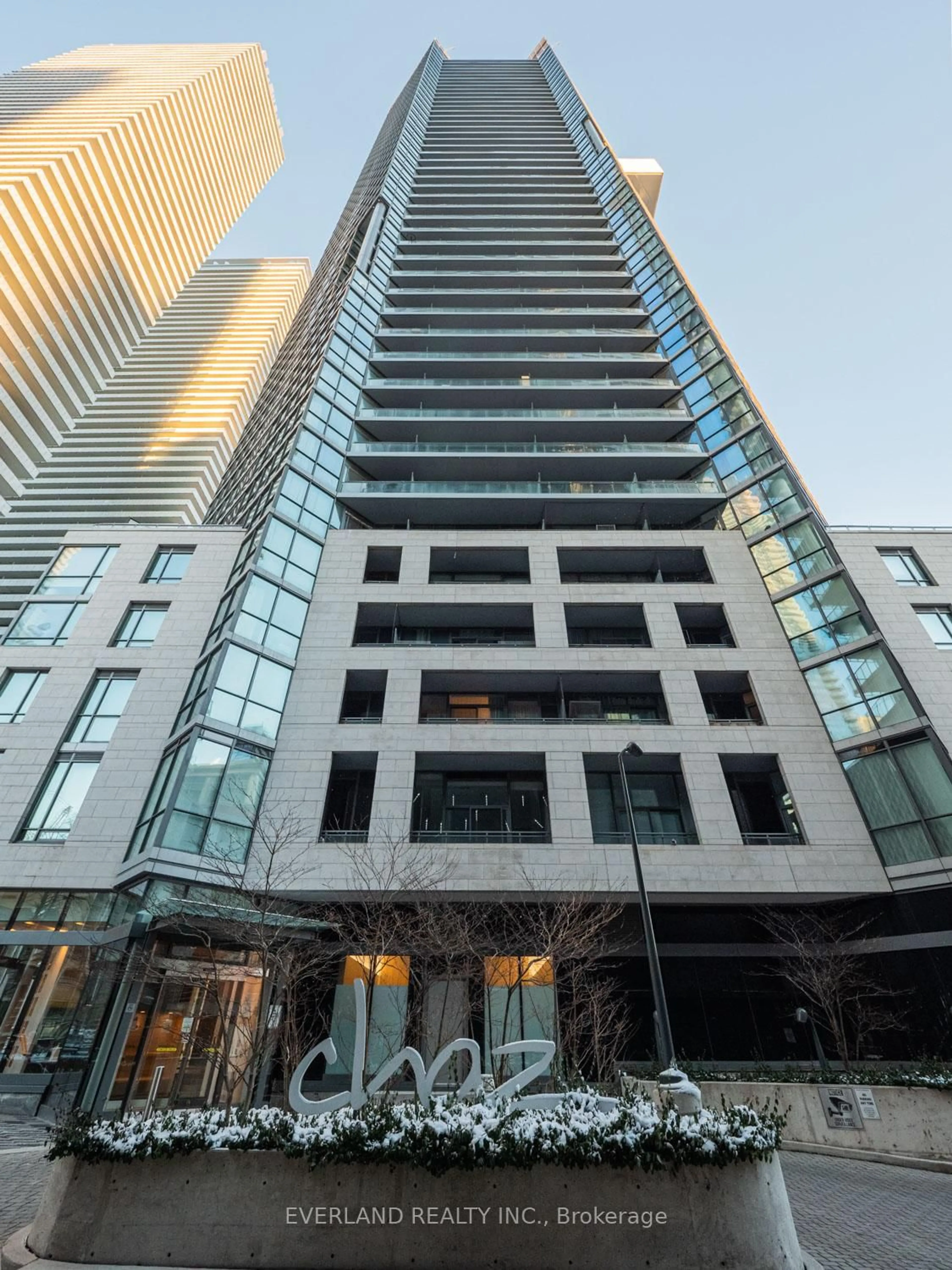 Indoor foyer for 45 Charles St #1902, Toronto Ontario M4Y 0B8