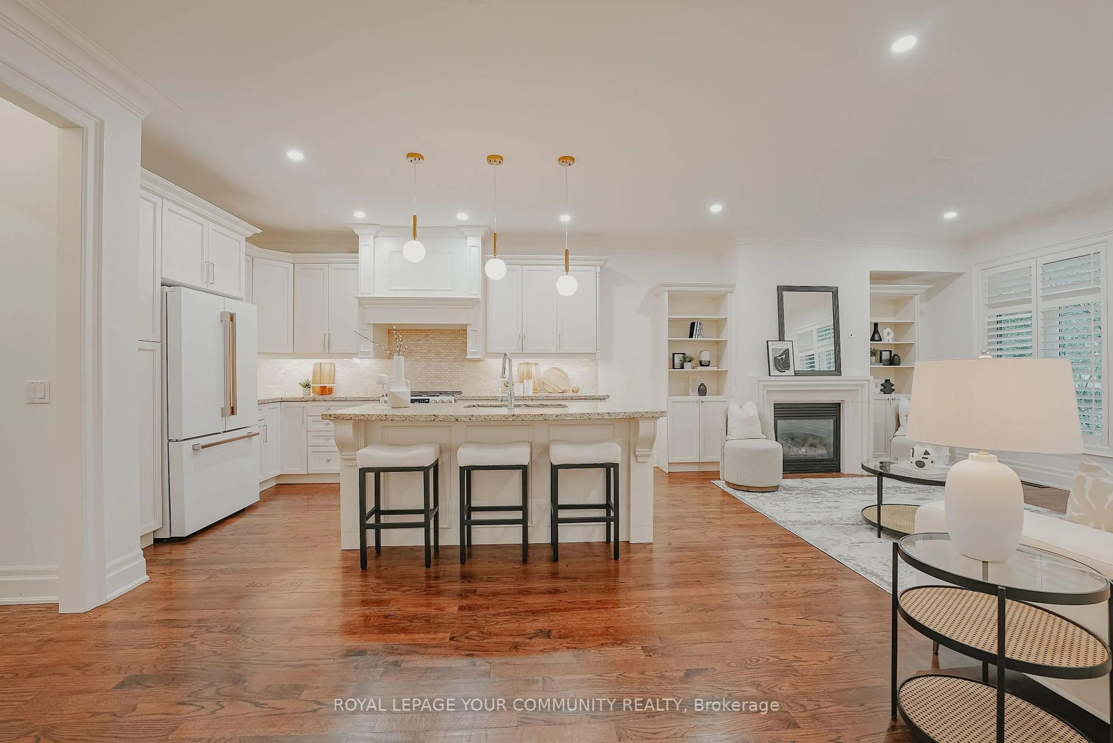 Open concept kitchen, ceramic/tile floor for 136 Bowood Ave, Toronto Ontario M4N 1Y5