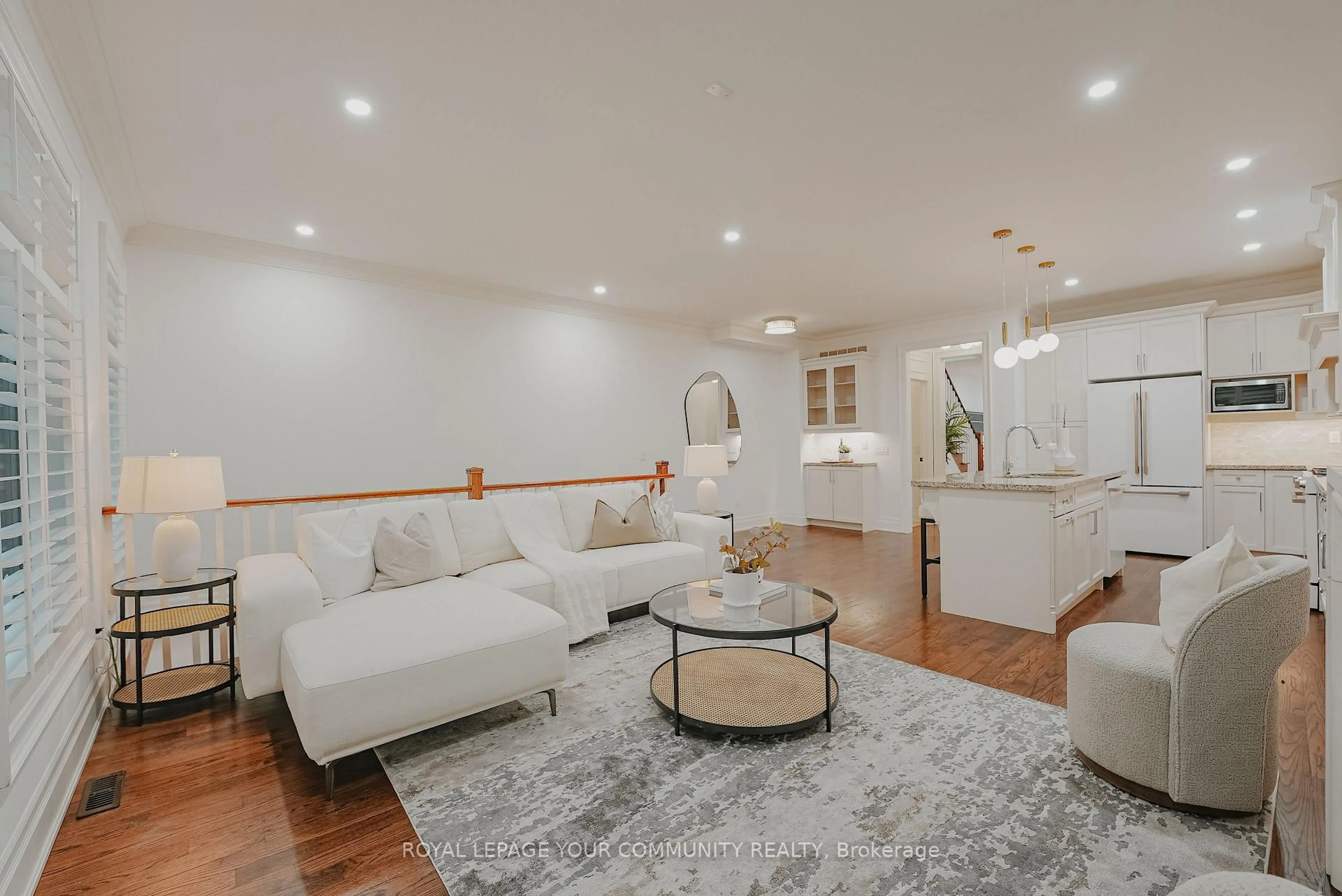 Living room with furniture, unknown for 136 Bowood Ave, Toronto Ontario M4N 1Y5