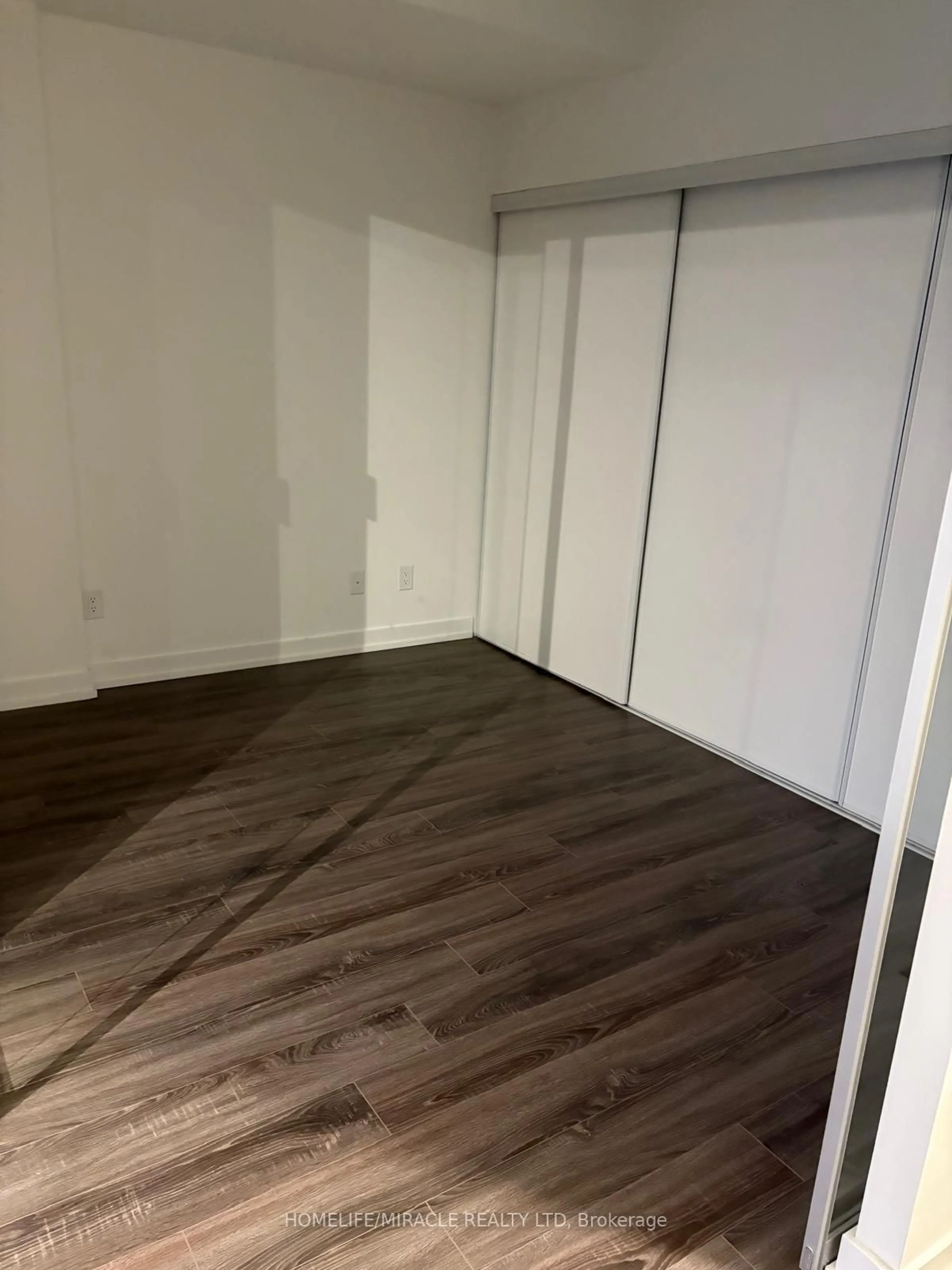A pic of a room for 20 Edward St #1422, Toronto Ontario M5G 1C9