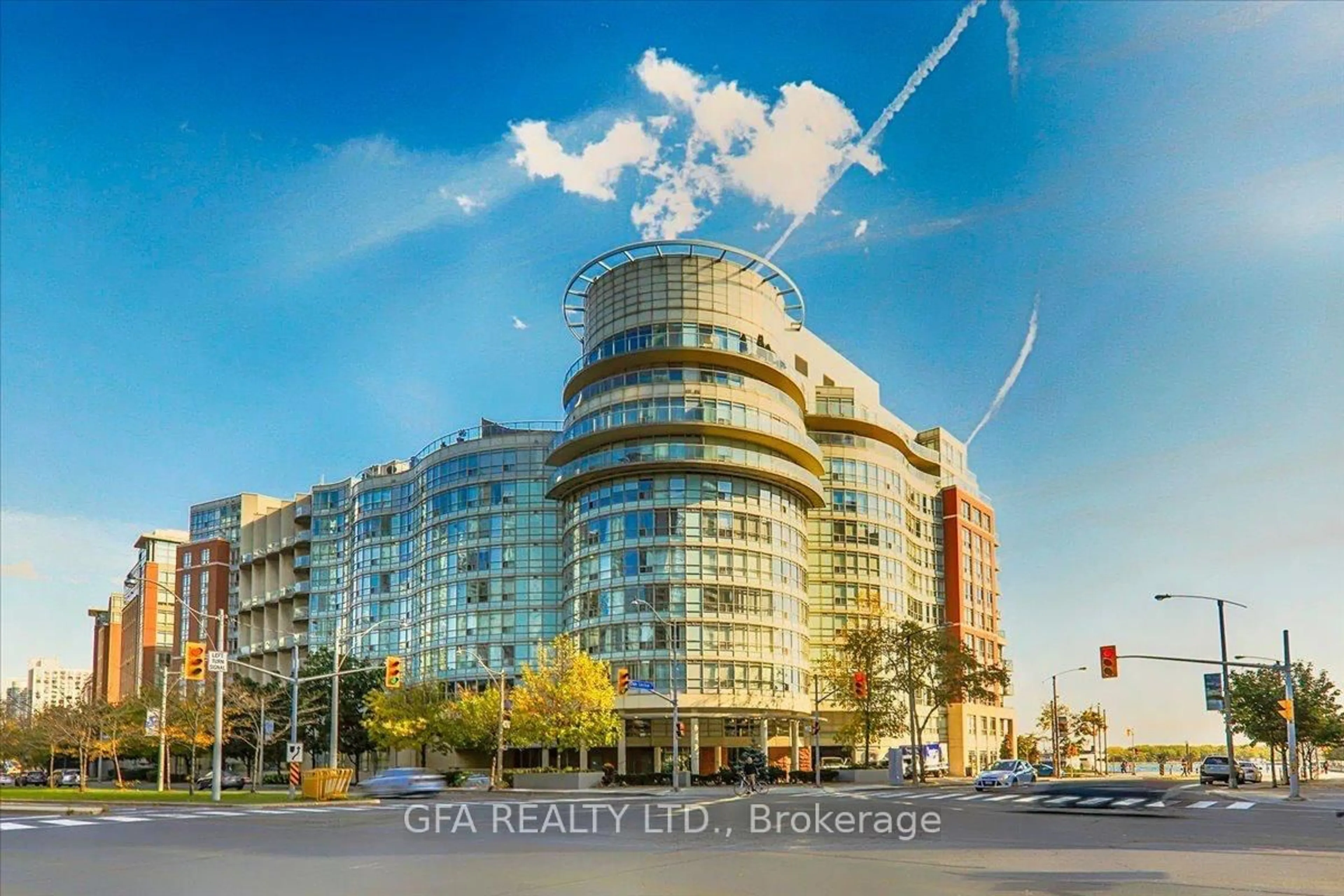 Unknown for 550 Queens Quay #318, Toronto Ontario M5V 3M8