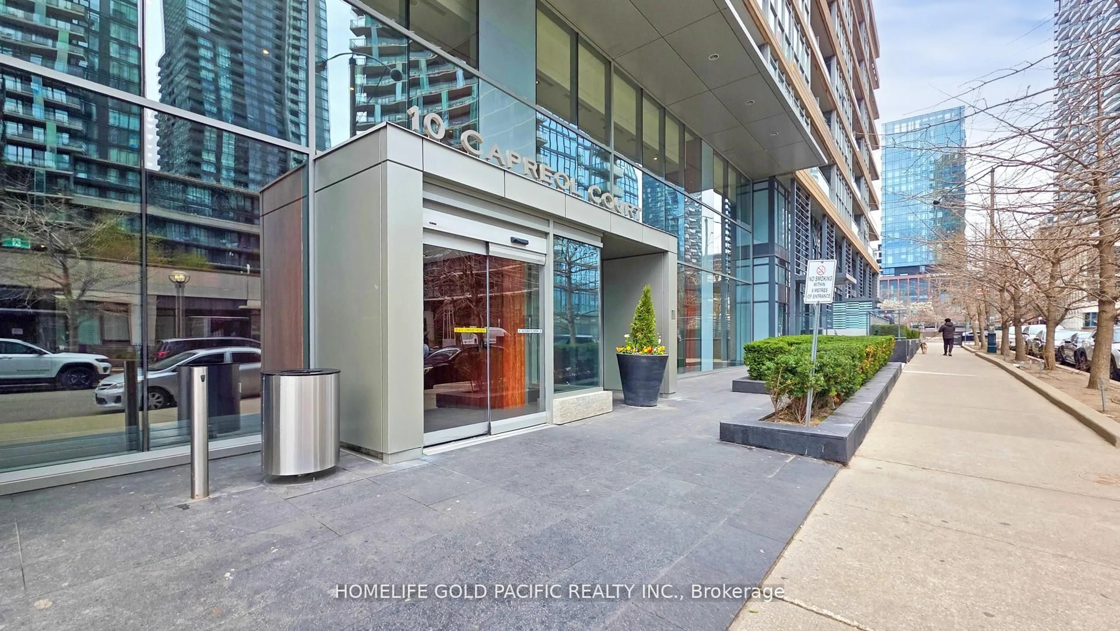 Indoor foyer for 10 Capreol Crt #922, Toronto Ontario M5V 4B3