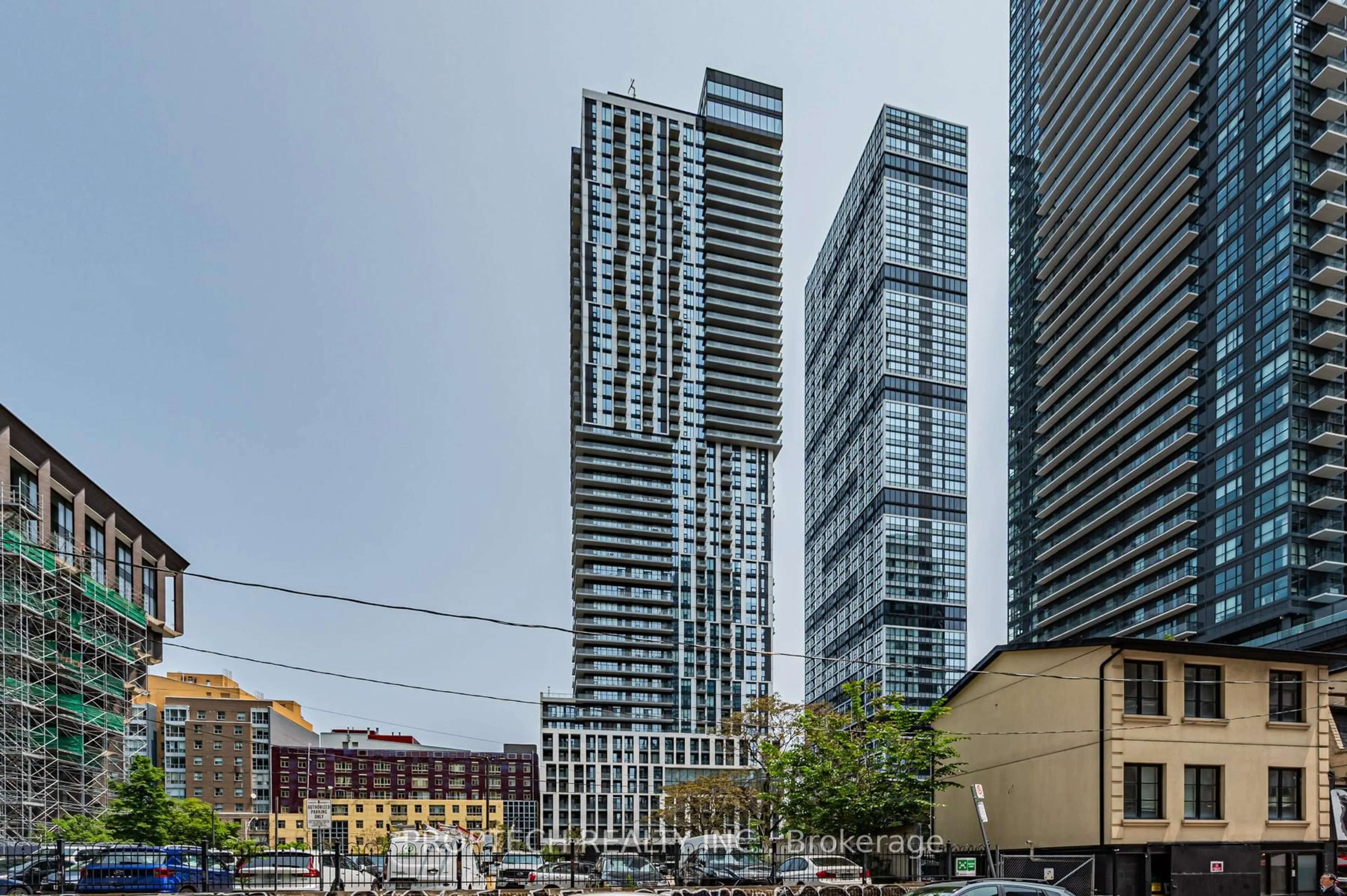 Unknown for 251 Jarvis St, Toronto Ontario M5B 0C3