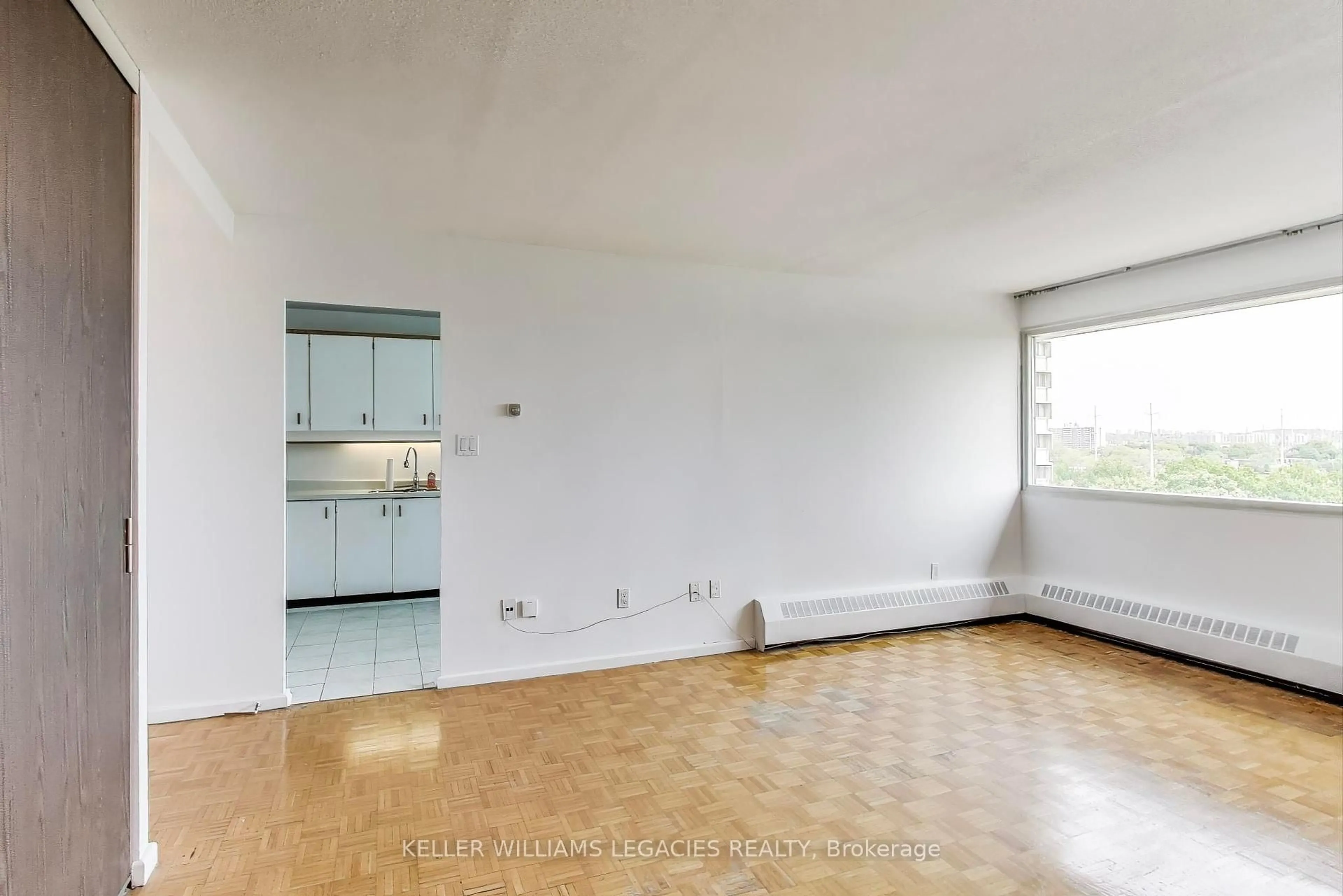 A pic of a room for 715 Don Mills Rd #1004, Toronto Ontario M3C 1S4
