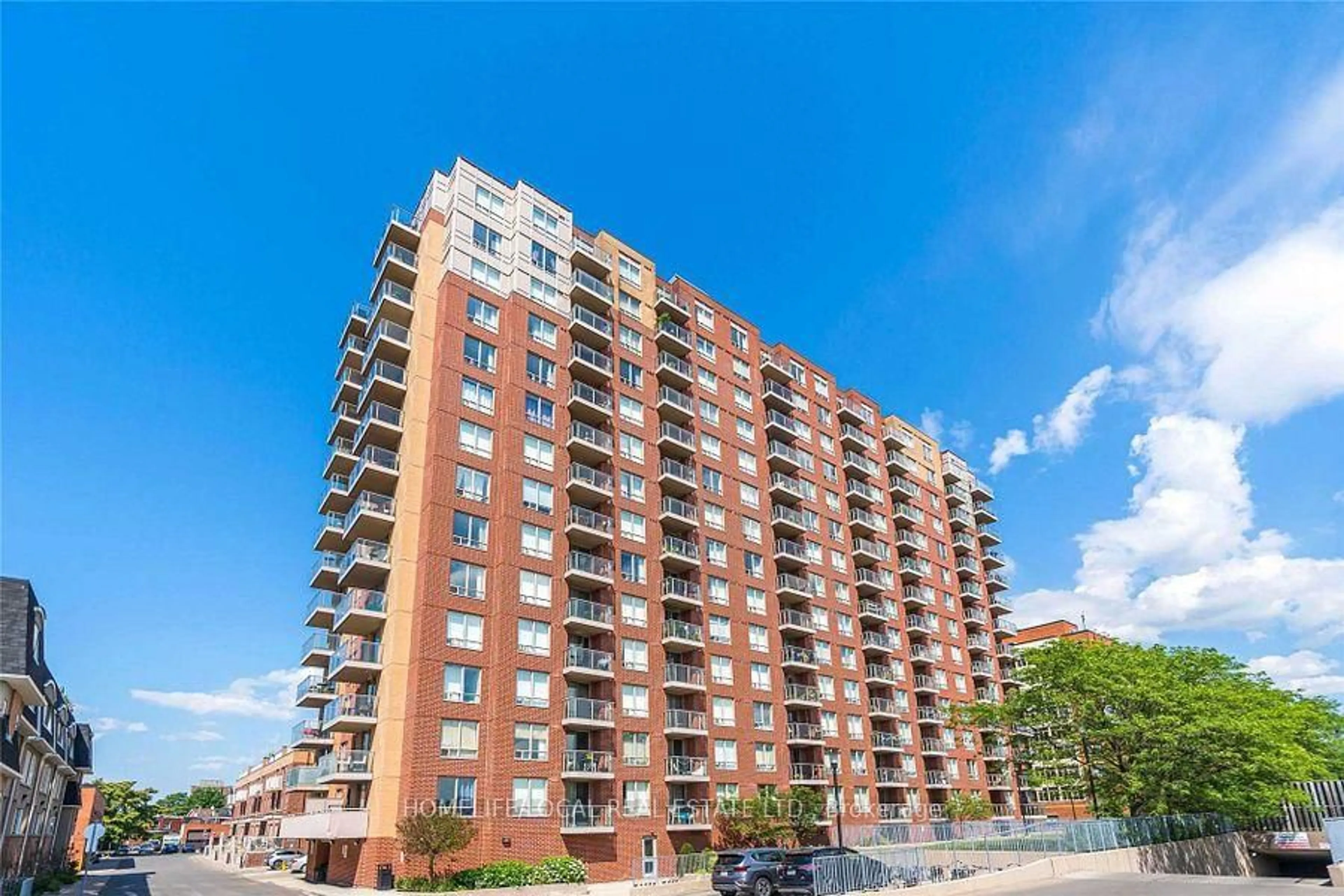 Unknown for 1369 Bloor St #316, Toronto Ontario M6P 4J4