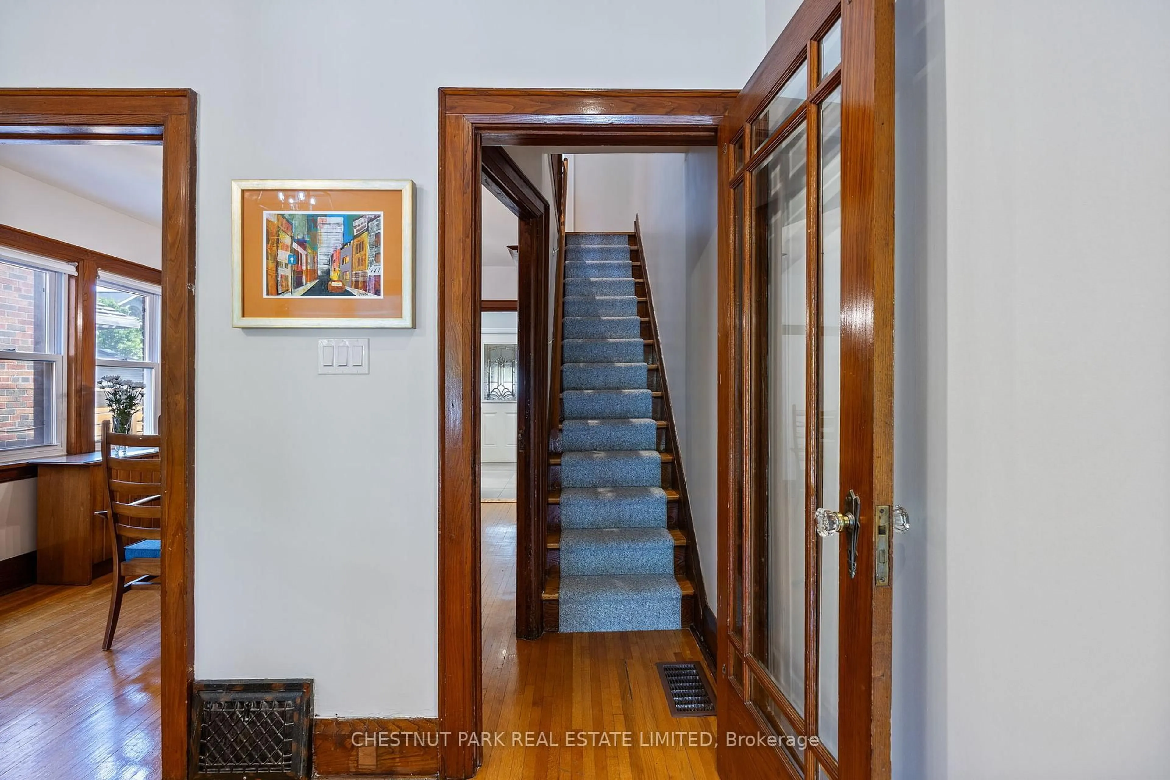 Indoor foyer for 211 Greer Rd, Toronto Ontario M5M 3N5