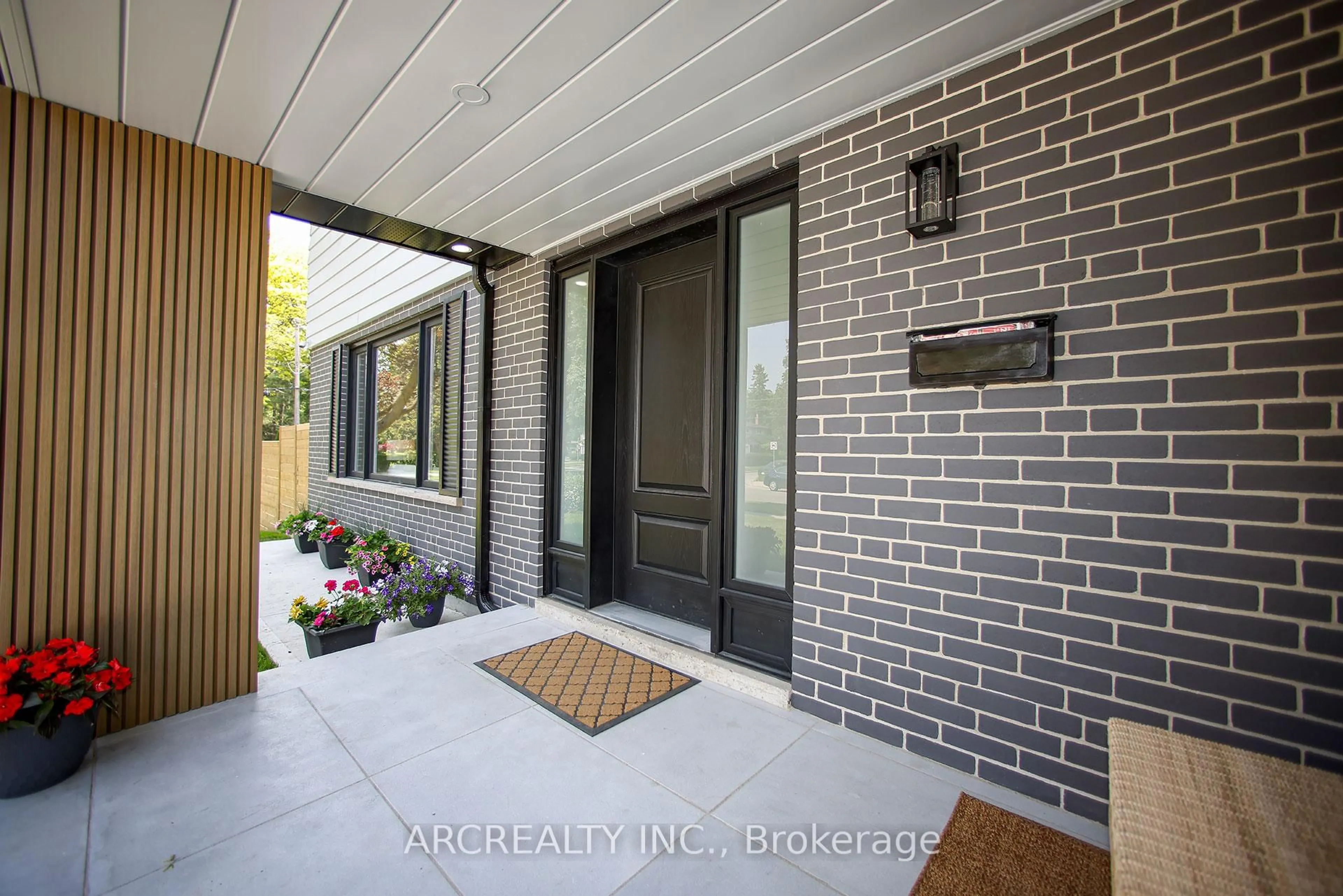 Home with brick exterior material, street for 88 Ravenbury Rd, Toronto Ontario M2J 1Z7