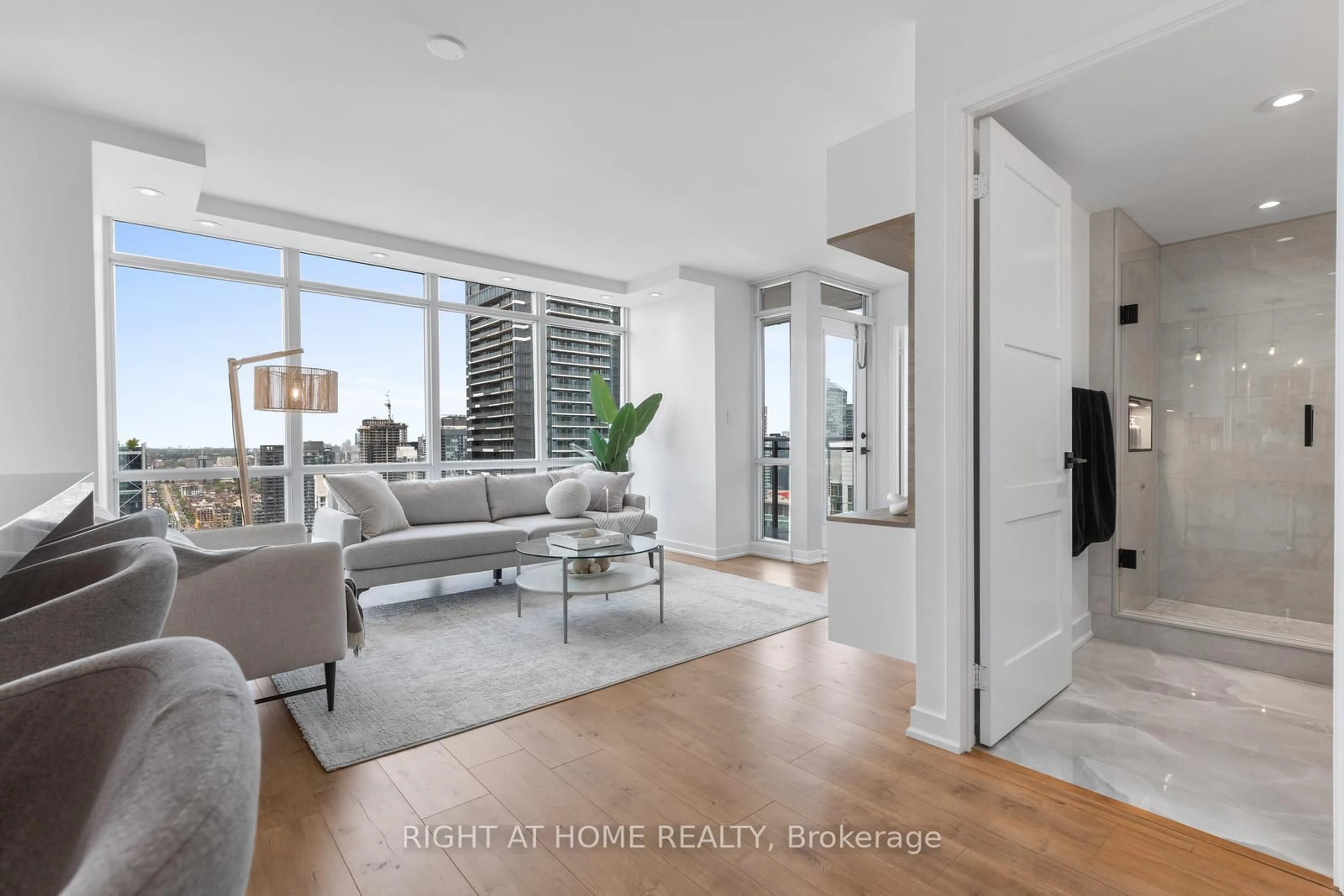 Unknown for 11 Brunel Crt #5206, Toronto Ontario M5V 3Y3