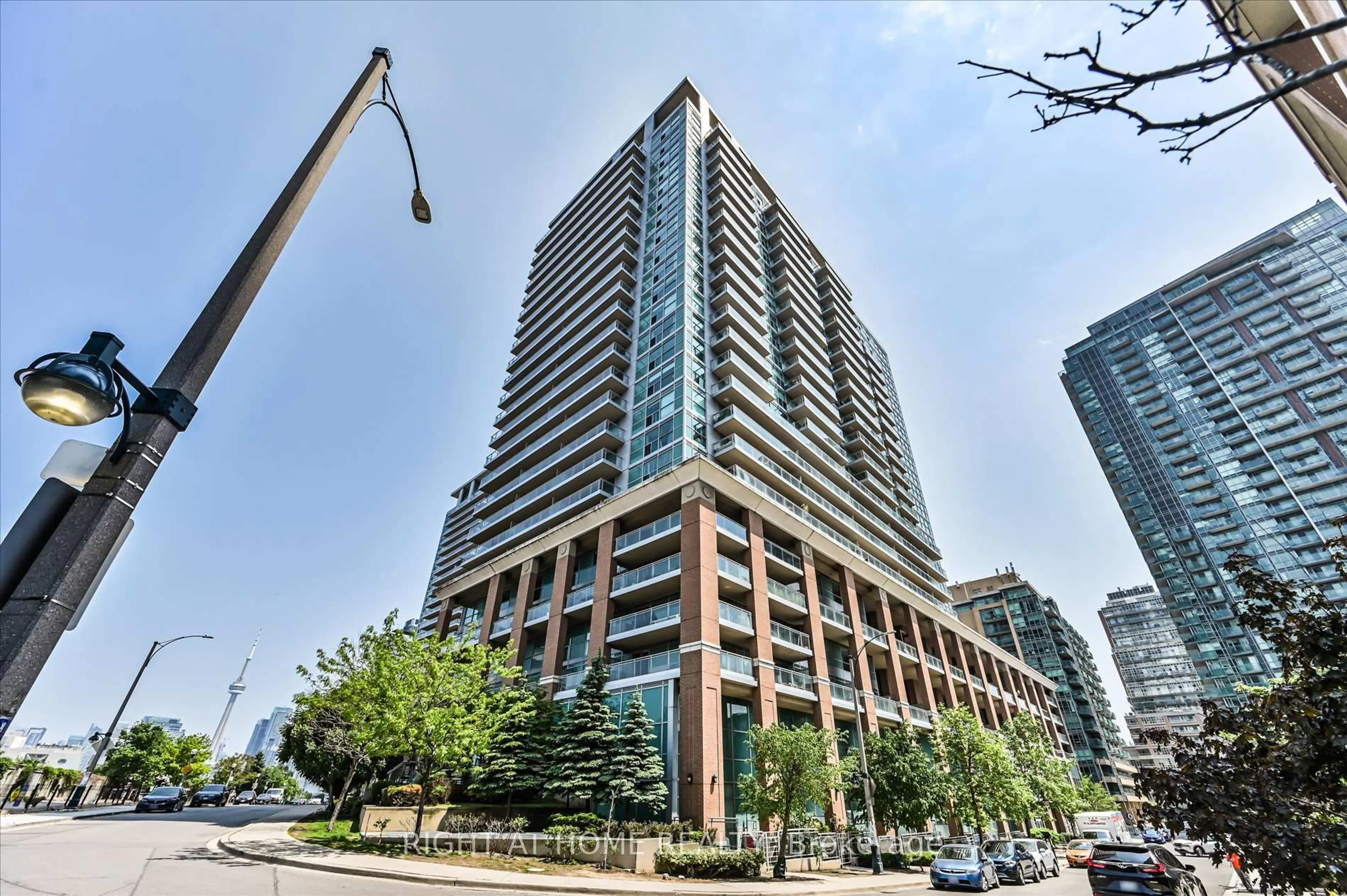 Unknown for 100 Western Battery Rd #806, Toronto Ontario M6K 3S2