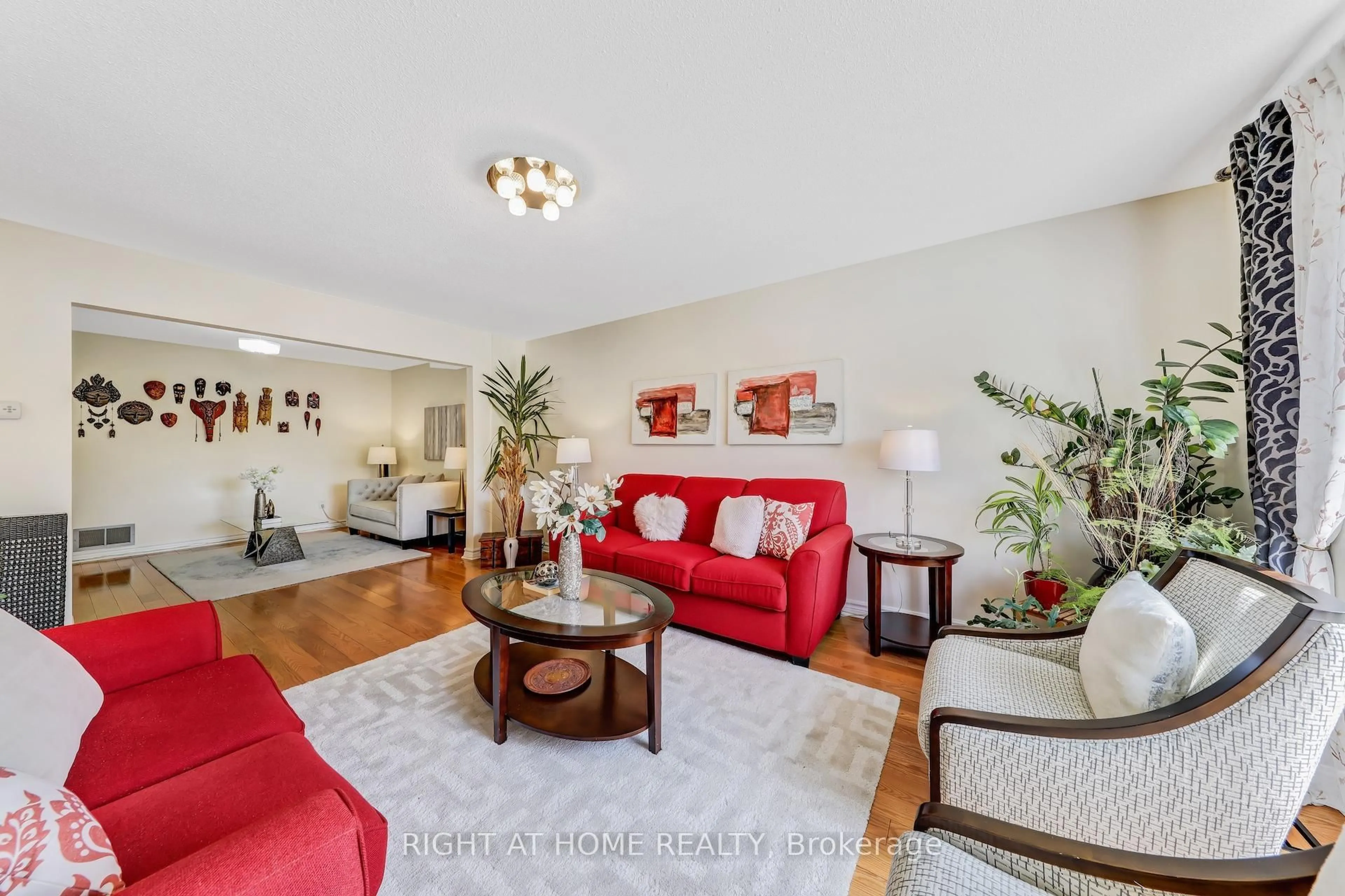 Living room with furniture, unknown for 157 Dollery Crt, Toronto Ontario M2R 3N9