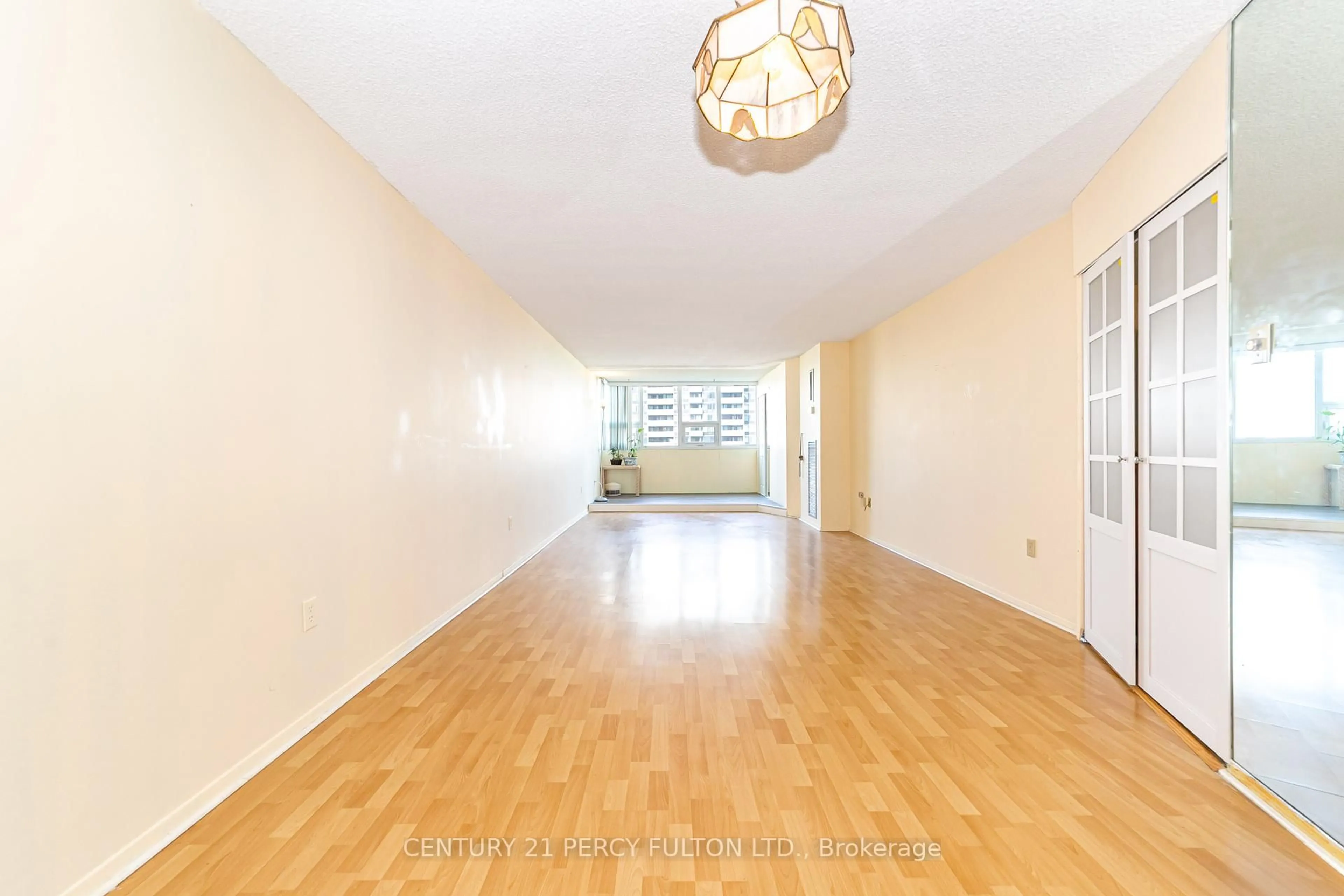 Unknown for 3303 Don Mills Rd #1102, Toronto Ontario M2J 4T6