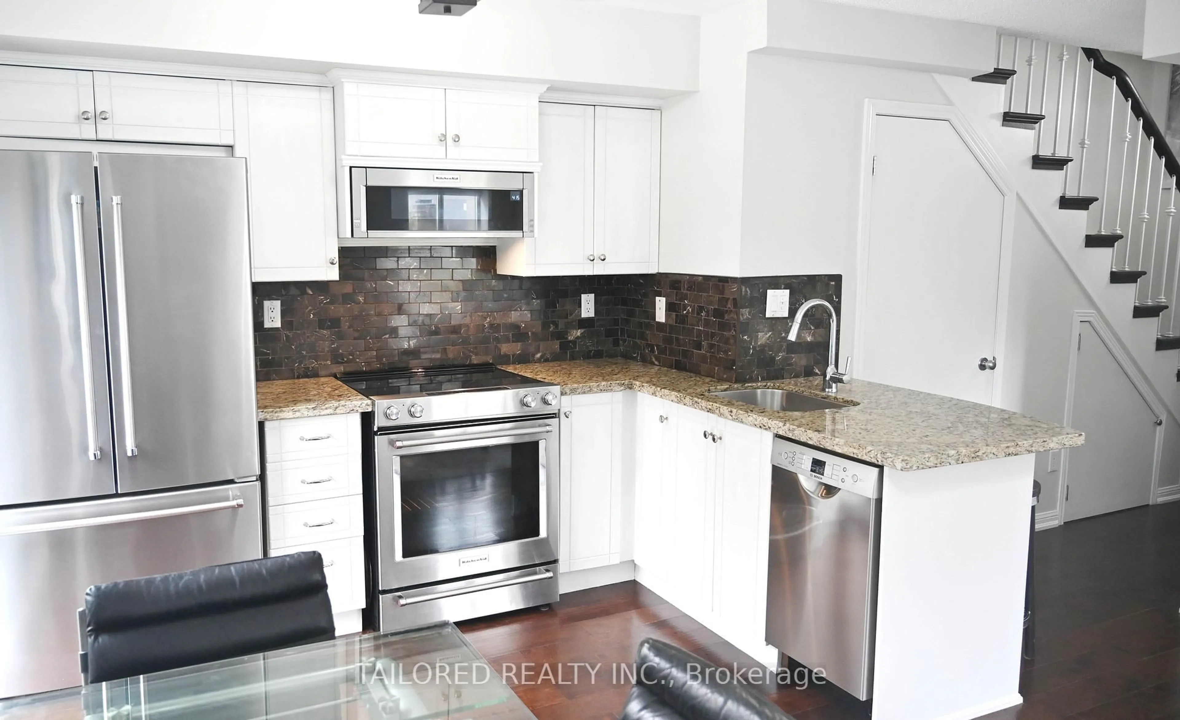 Open concept kitchen, unknown for 119 Merton St #211, Toronto Ontario M4S 1A7