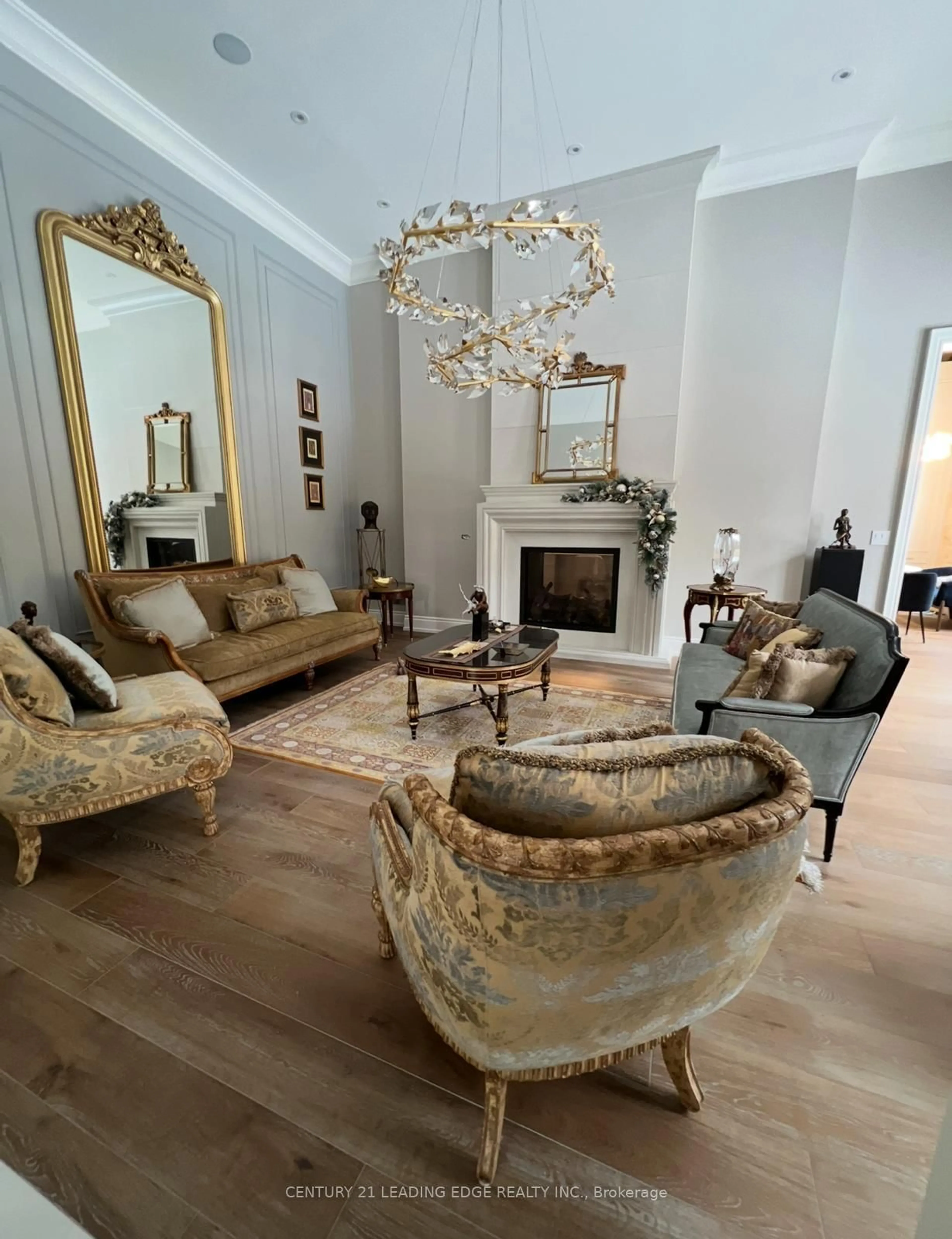 Living room with furniture, unknown for 9 Sandpiper Crt, Toronto Ontario M3A 3G7