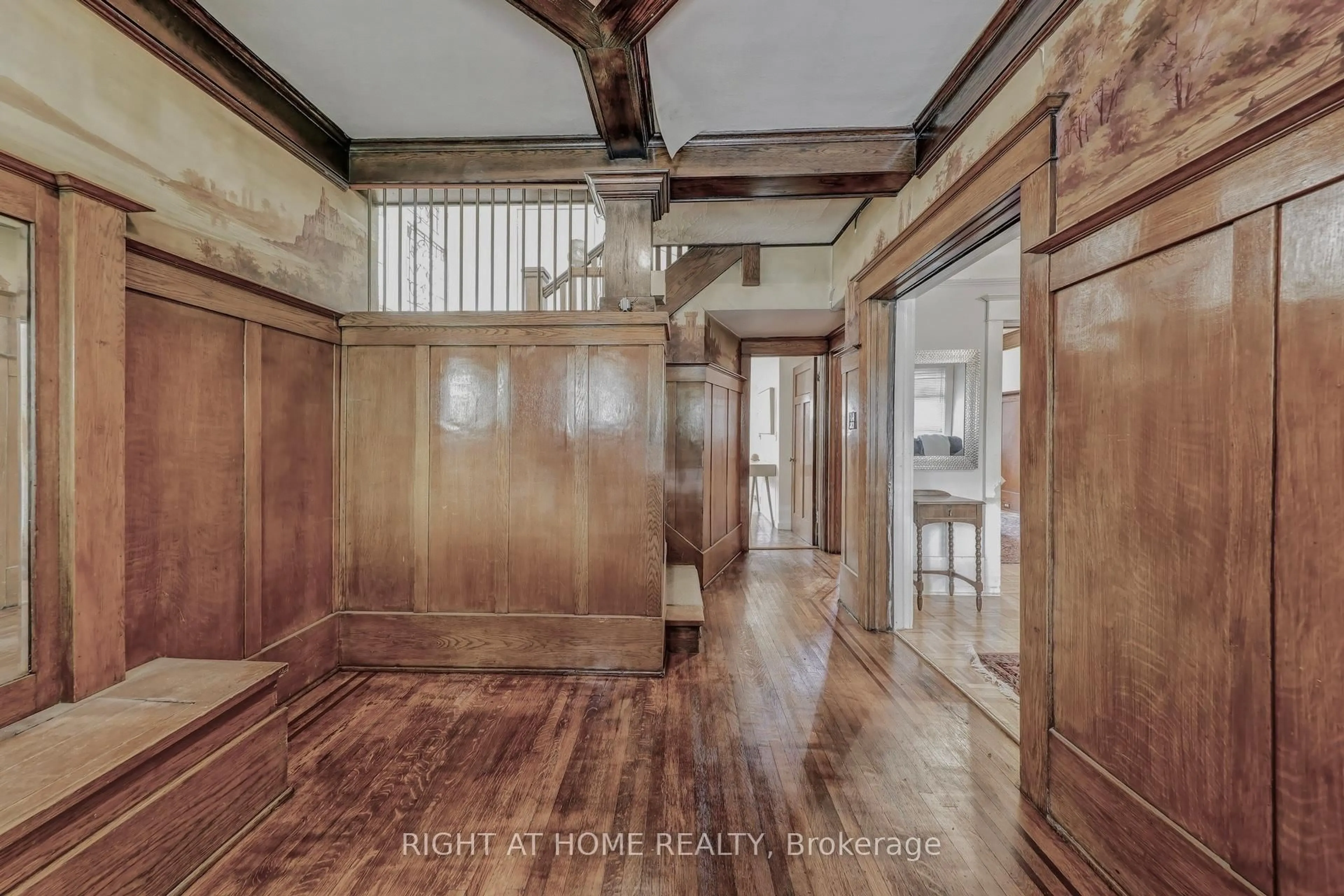 Indoor entryway for 67 Oakwood Ave, Toronto Ontario M6H 2V7