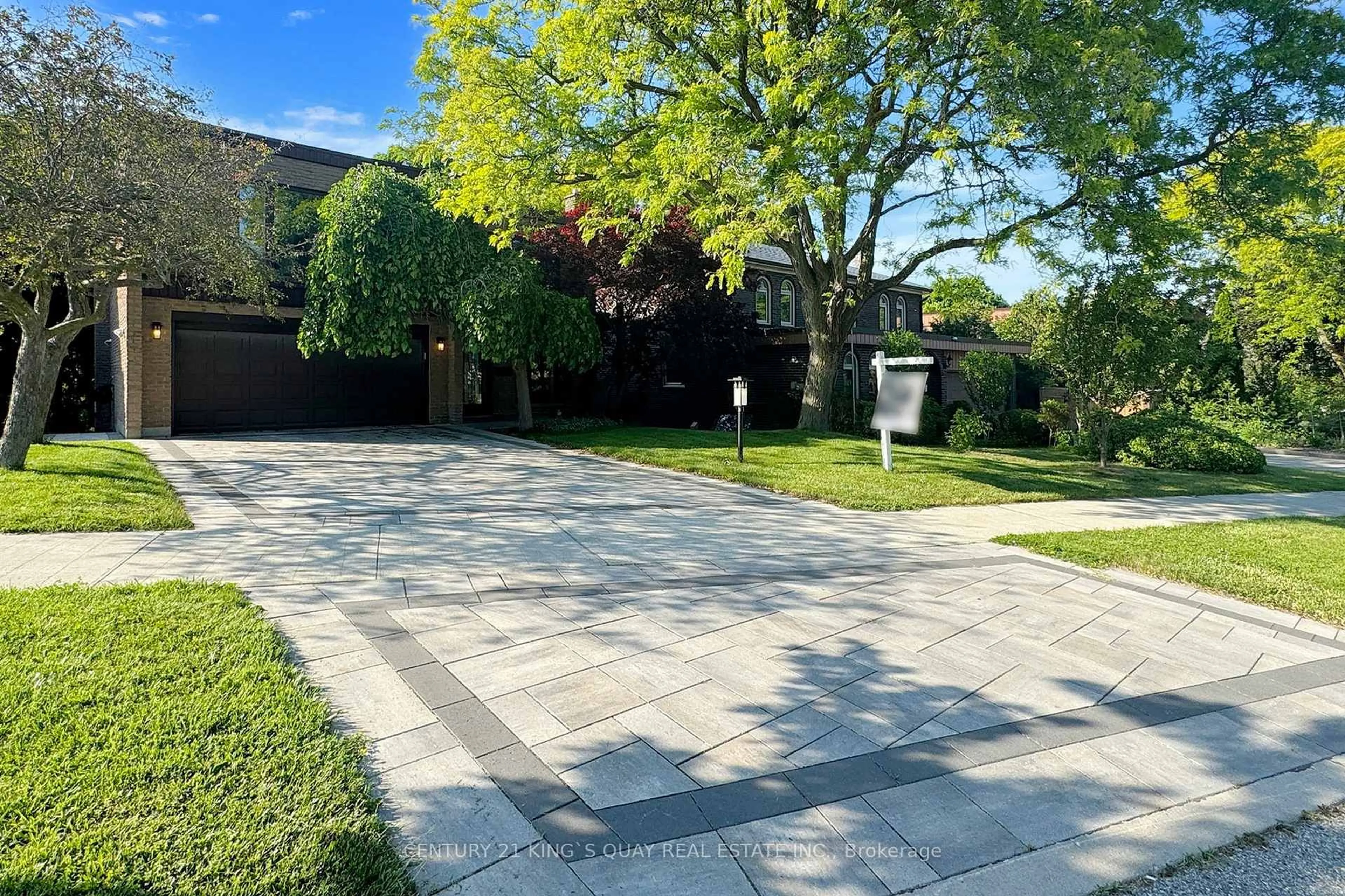Patio, street for 22 Coreydale Crt, Toronto Ontario M3H 4T2