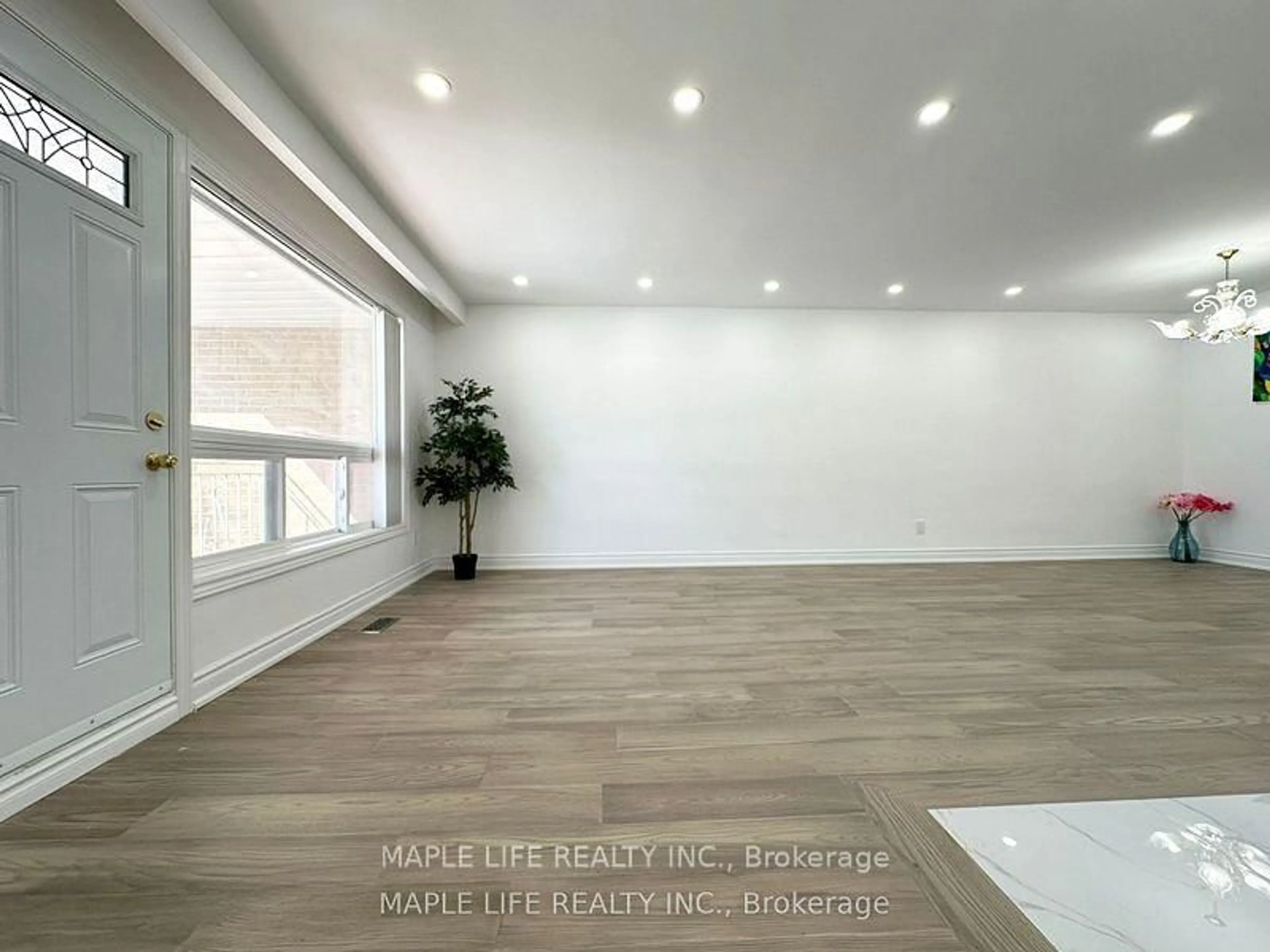A pic of a room for 55 James Gray Dr, Toronto Ontario M2H 1N8