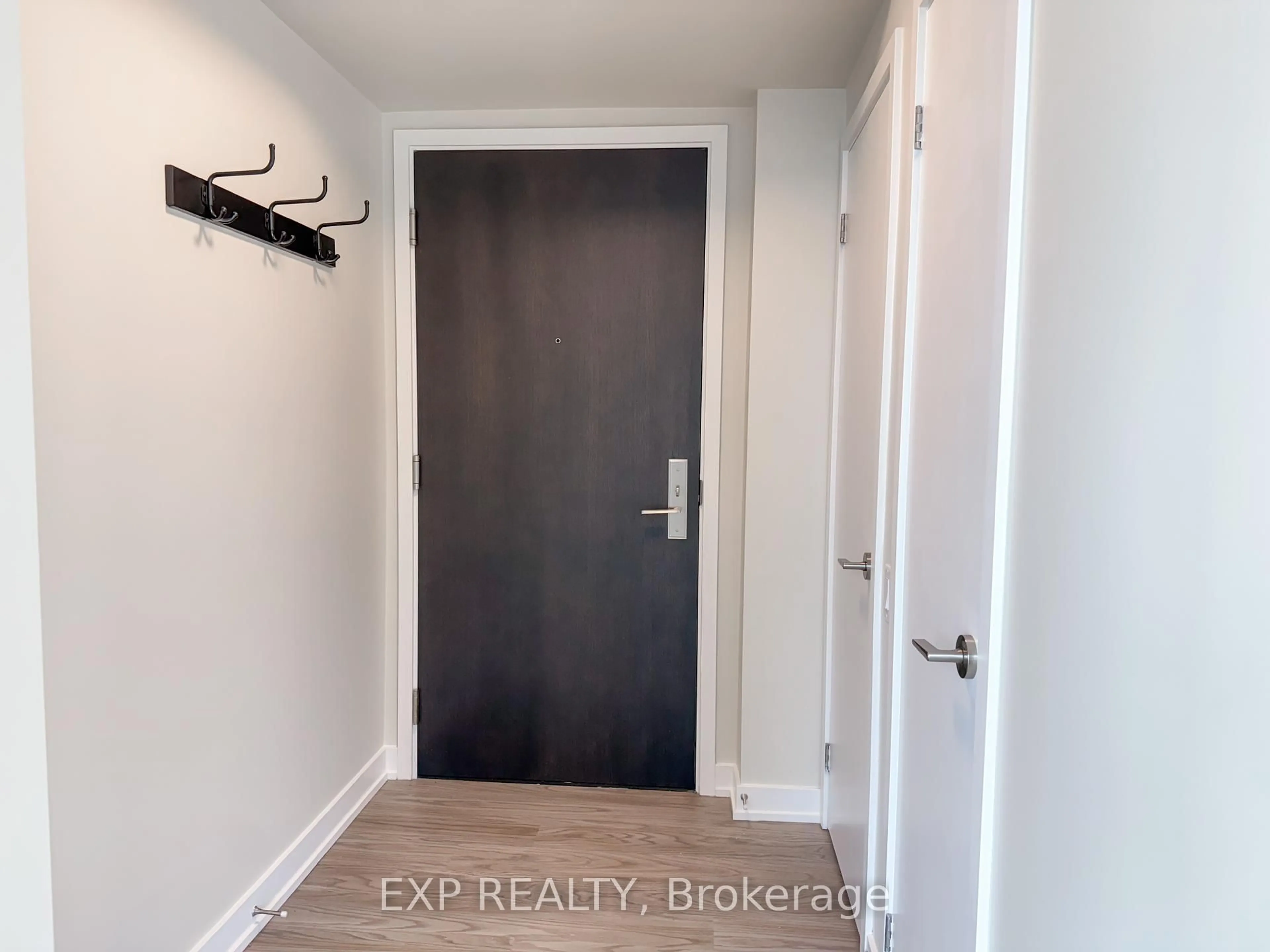 Indoor entryway for 38 Monte Kwinter Crt #1106, Toronto Ontario M3H 0E2