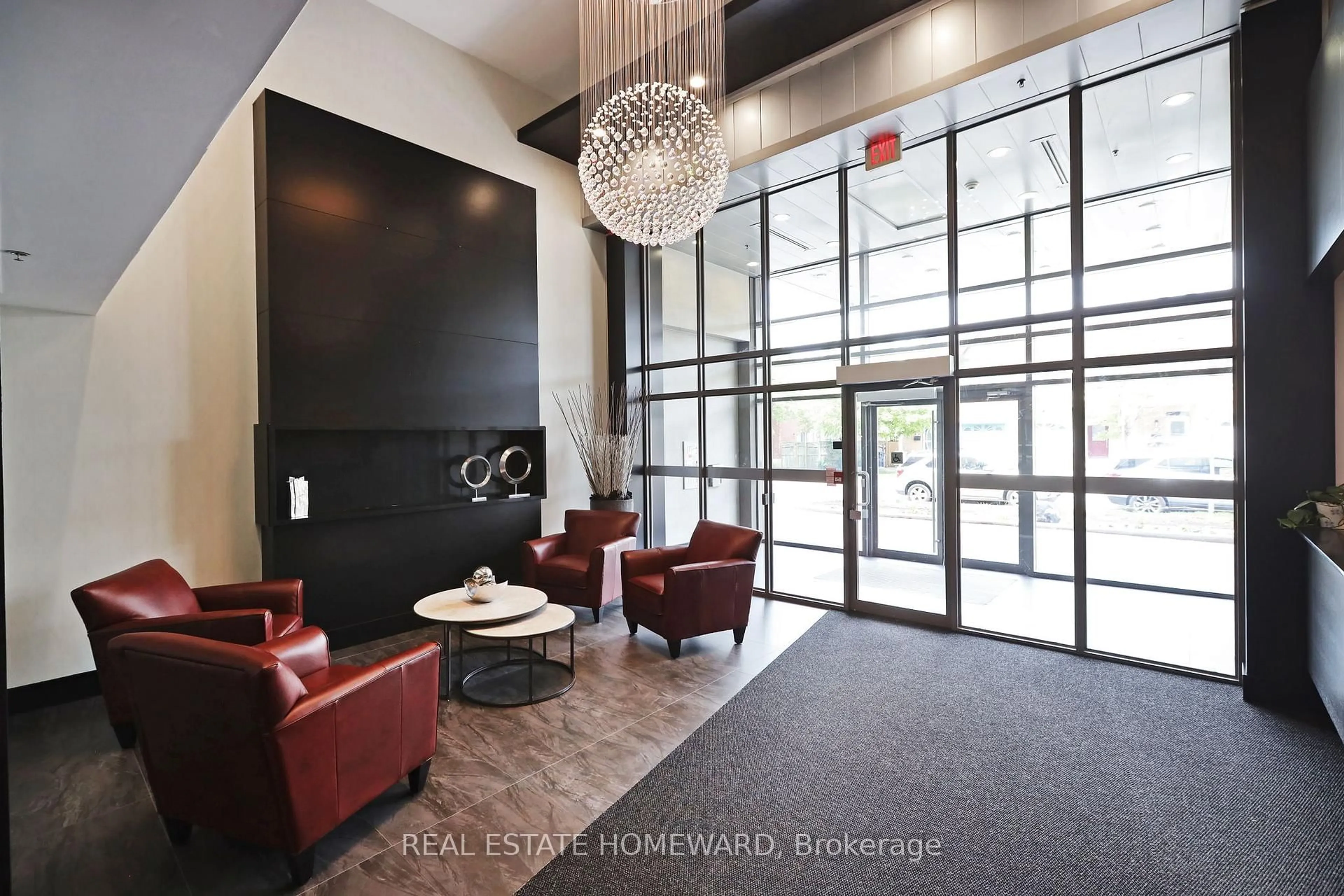 Indoor foyer for 120 Dallimore Circ ##608, Toronto Ontario M3C 4J1